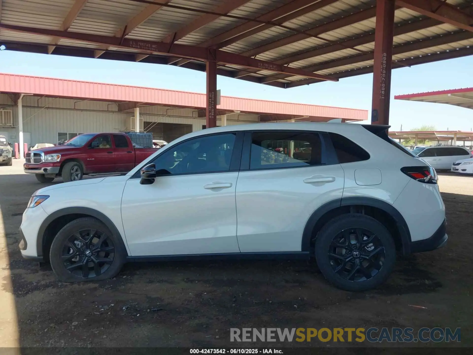 13 Photograph of a damaged car 3CZRZ1H54PM736976 HONDA HR-V 2023