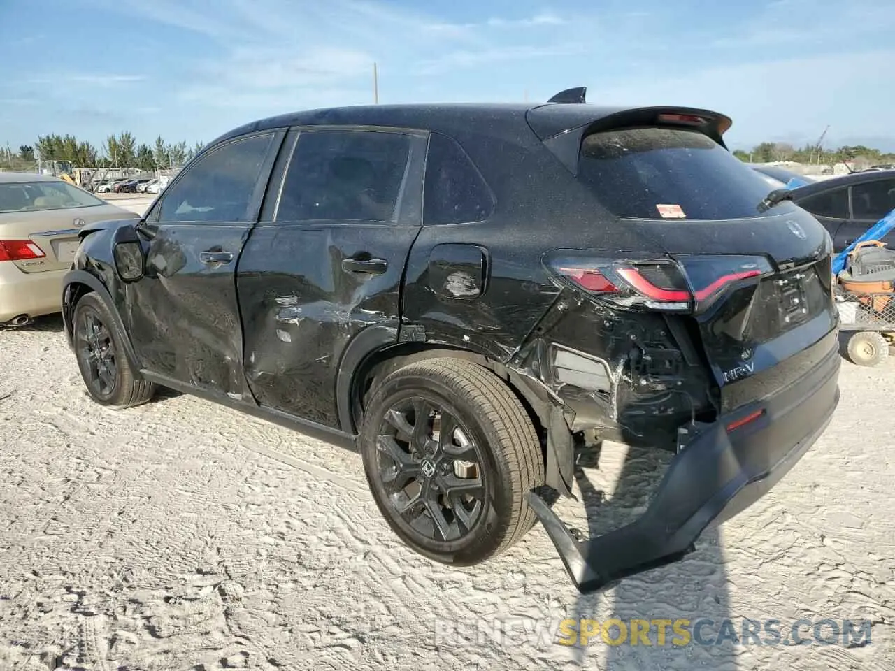 2 Photograph of a damaged car 3CZRZ1H55PM708359 HONDA HR-V 2023