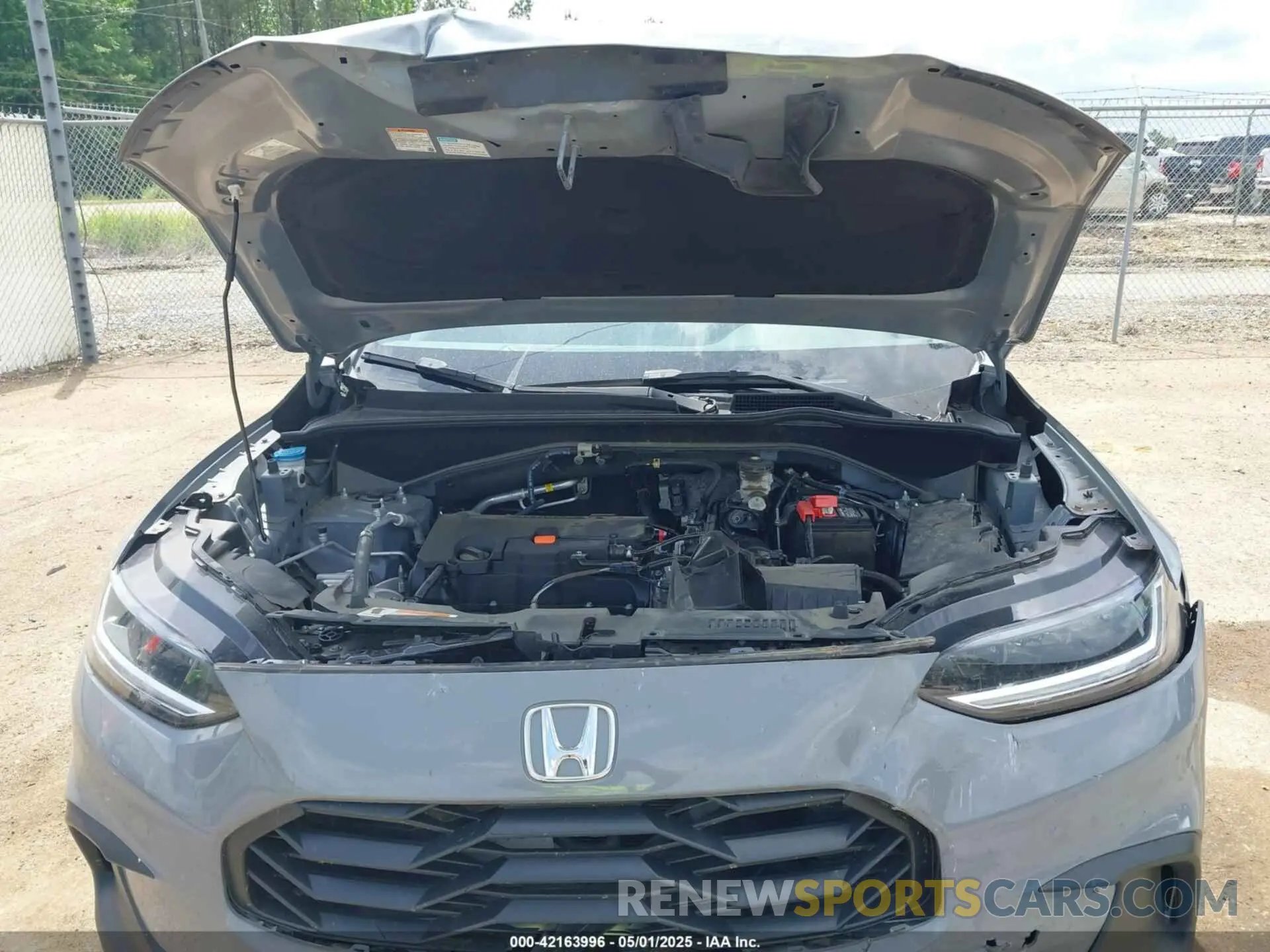 10 Photograph of a damaged car 3CZRZ1H55PM746657 HONDA HR-V 2023