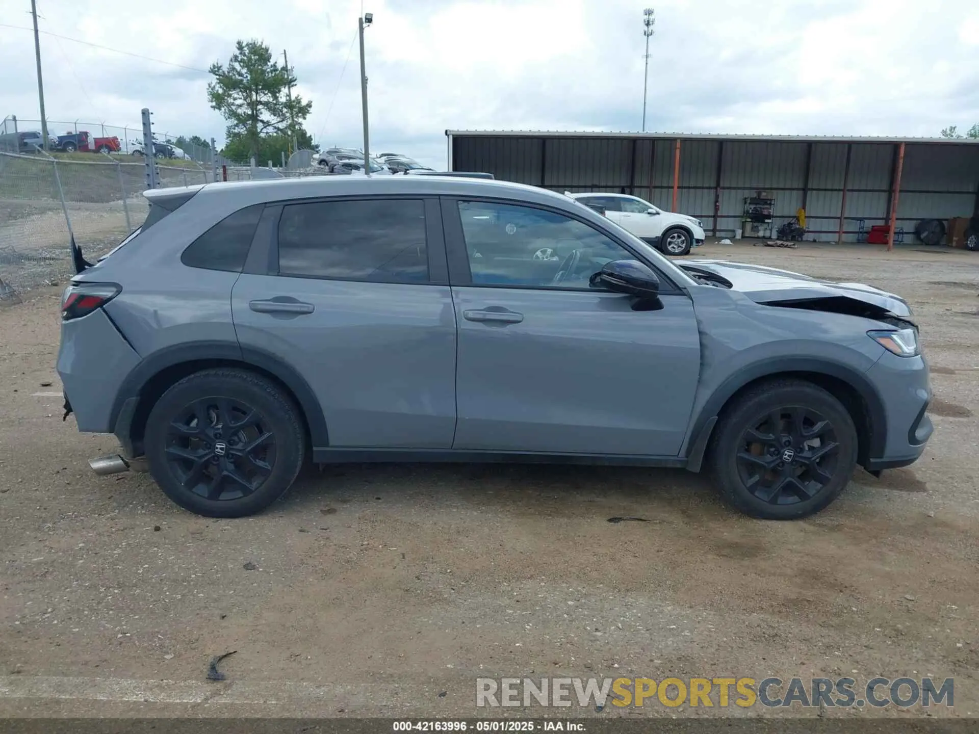 13 Photograph of a damaged car 3CZRZ1H55PM746657 HONDA HR-V 2023