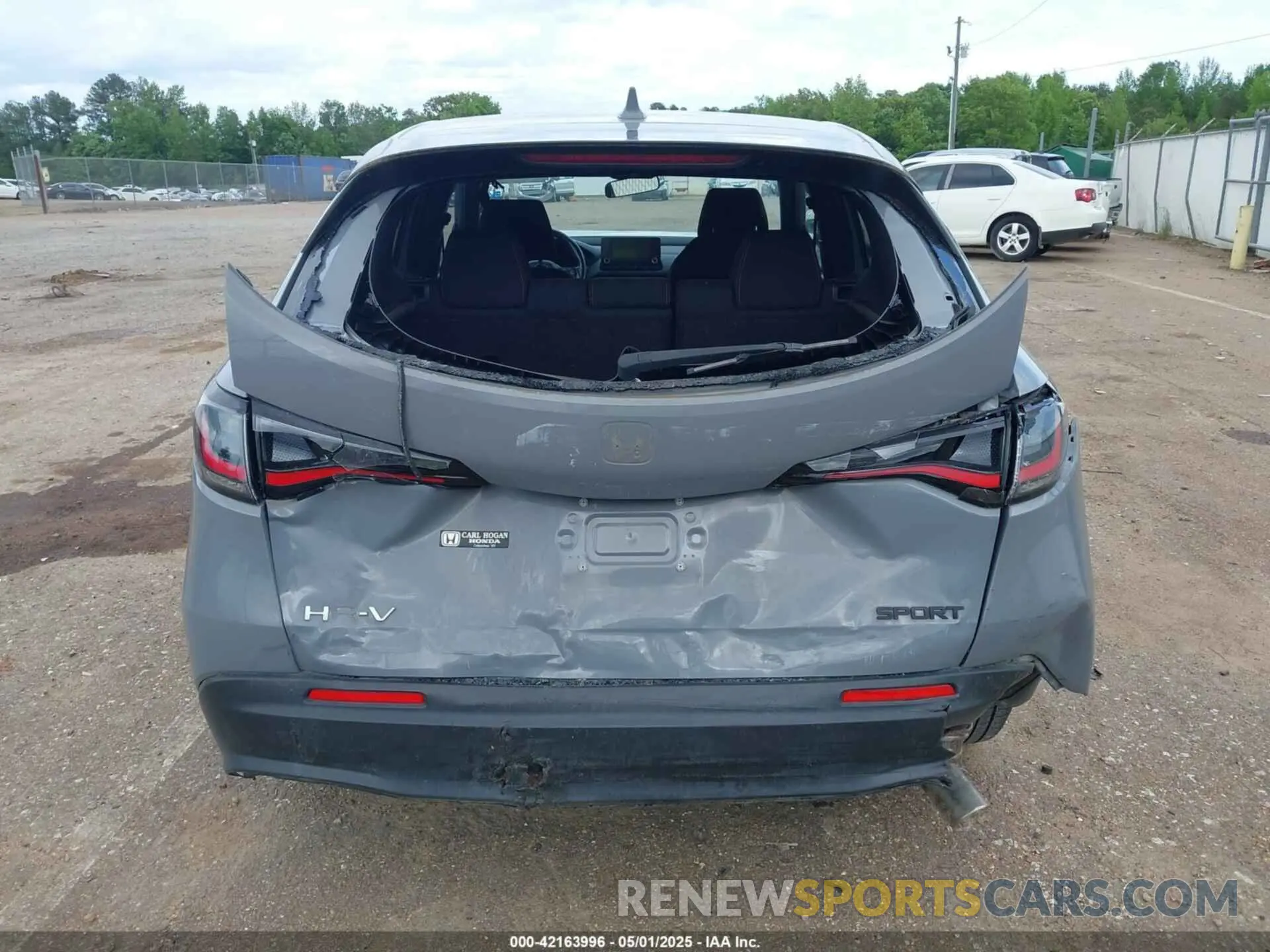 16 Photograph of a damaged car 3CZRZ1H55PM746657 HONDA HR-V 2023