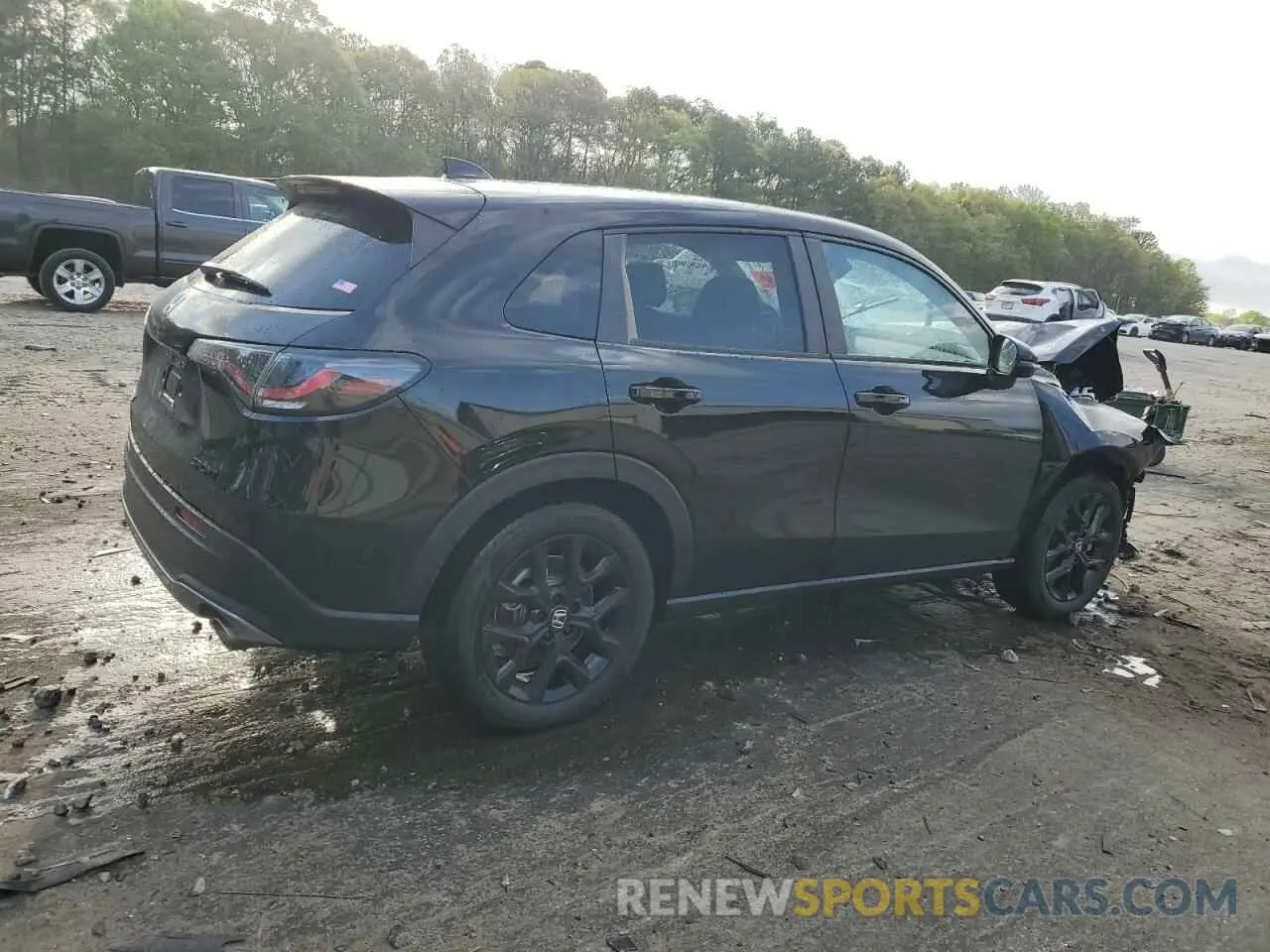 3 Photograph of a damaged car 3CZRZ1H56PM712758 HONDA HR-V 2023