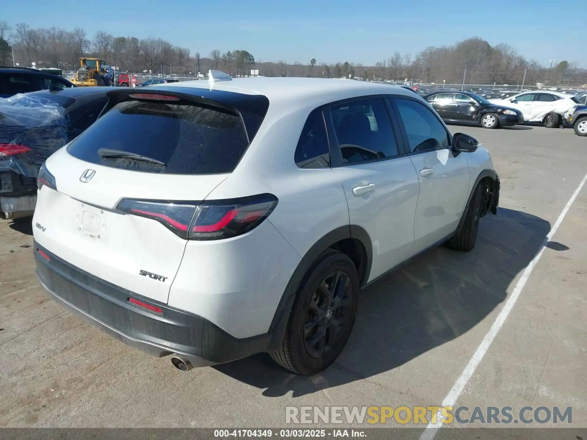 4 Photograph of a damaged car 3CZRZ1H57PM705835 HONDA HR-V 2023