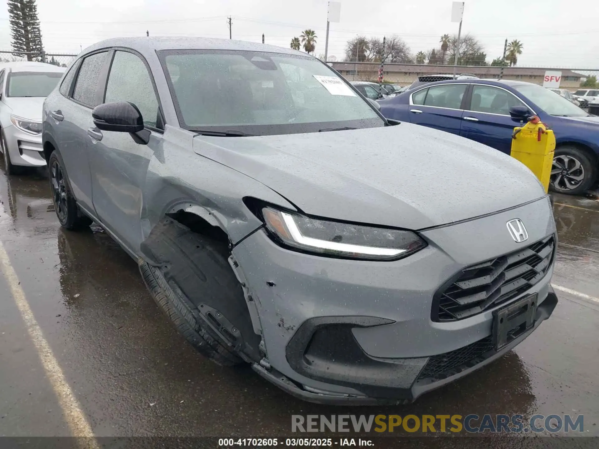 1 Photograph of a damaged car 3CZRZ1H57PM724725 HONDA HR-V 2023