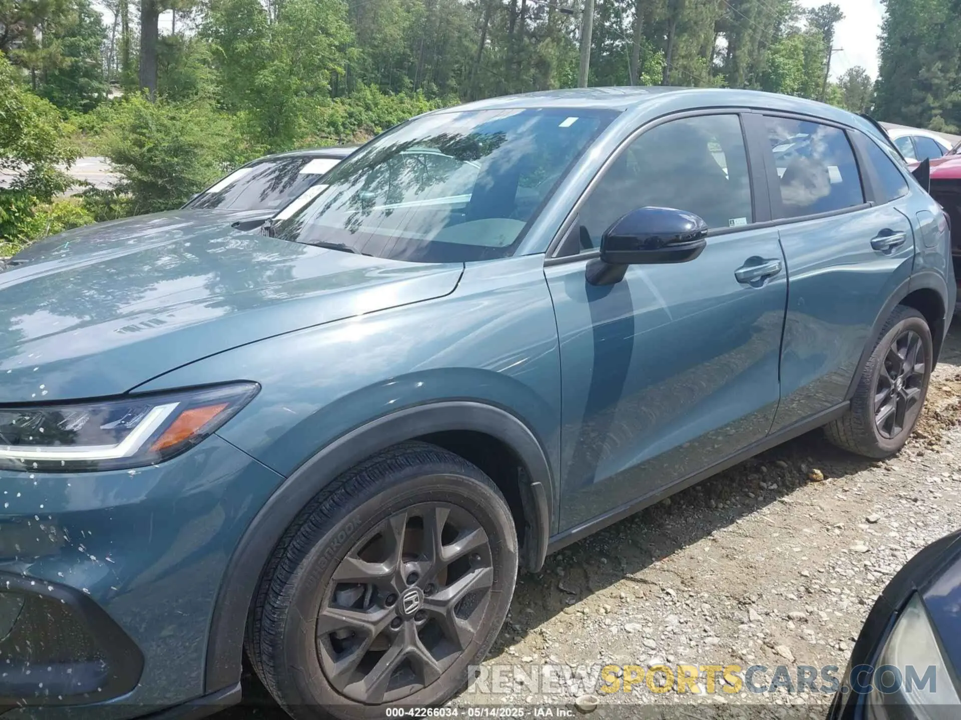 14 Photograph of a damaged car 3CZRZ1H57PM728421 HONDA HR-V 2023
