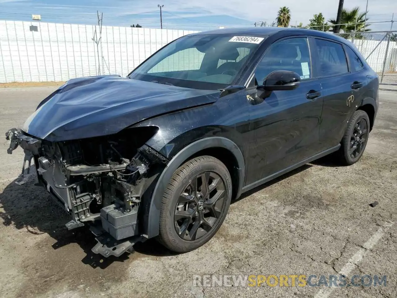 1 Photograph of a damaged car 3CZRZ1H5XPM704453 HONDA HR-V 2023