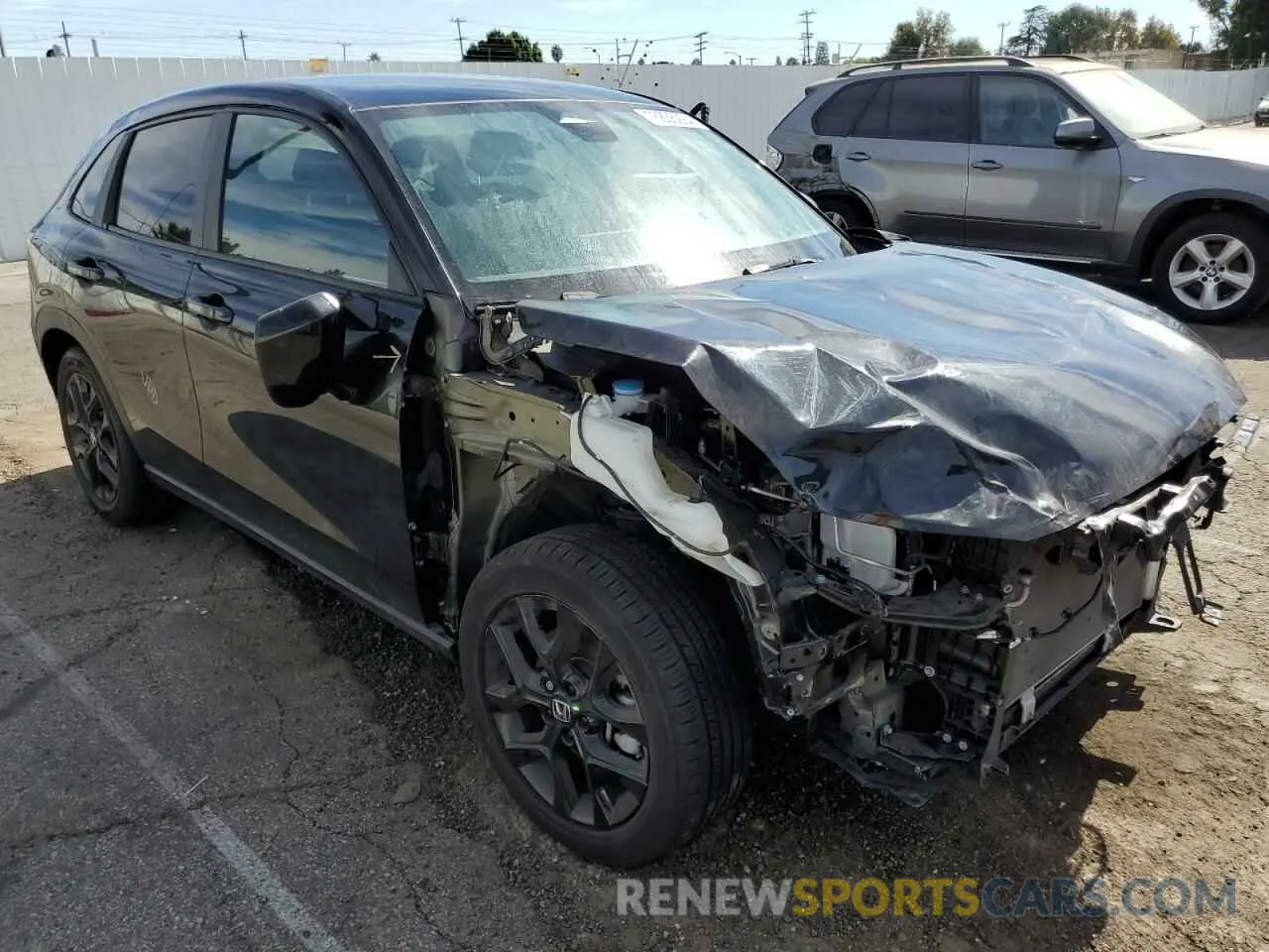 4 Photograph of a damaged car 3CZRZ1H5XPM704453 HONDA HR-V 2023