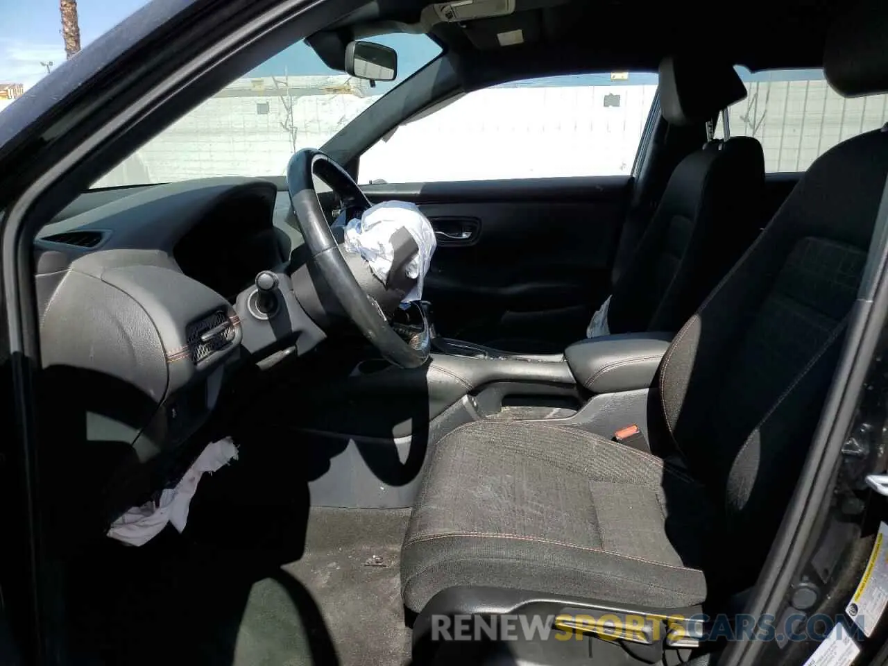 7 Photograph of a damaged car 3CZRZ1H5XPM704453 HONDA HR-V 2023