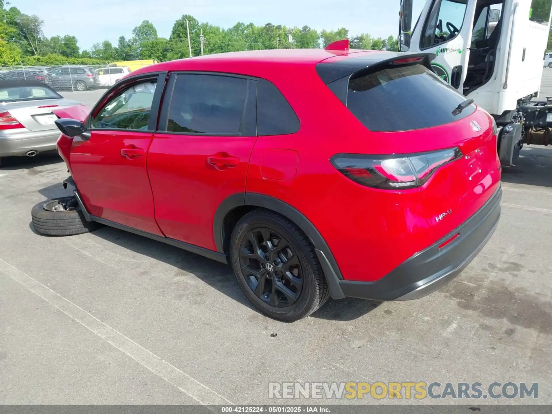3 Photograph of a damaged car 3CZRZ1H5XPM717011 HONDA HR-V 2023