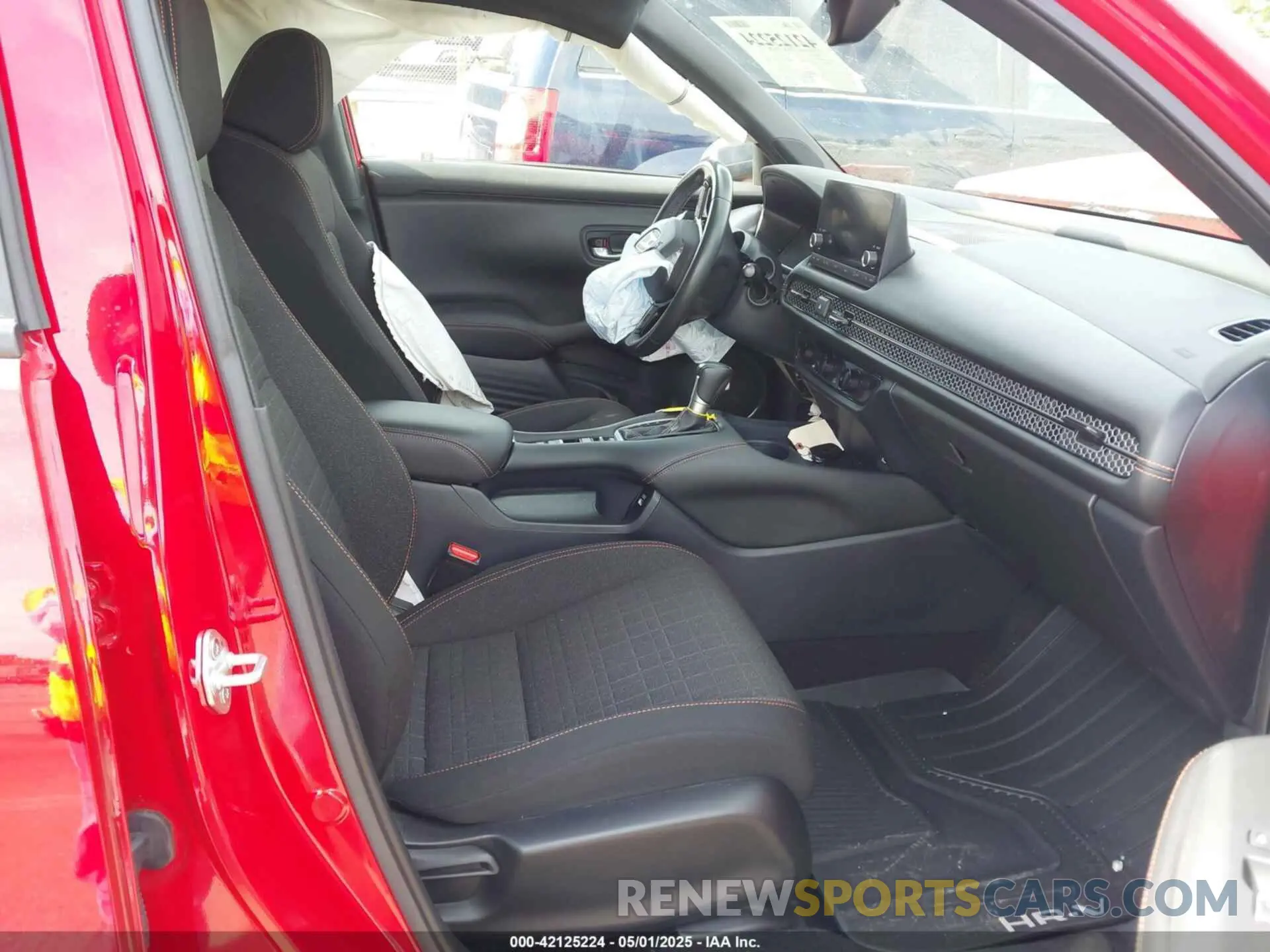 5 Photograph of a damaged car 3CZRZ1H5XPM717011 HONDA HR-V 2023