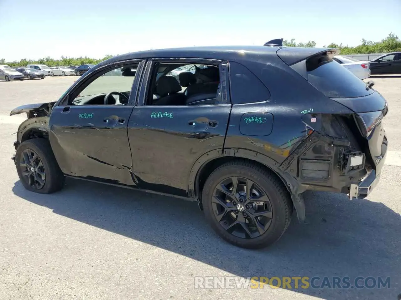 2 Photograph of a damaged car 3CZRZ1H5XPM733001 HONDA HR-V 2023