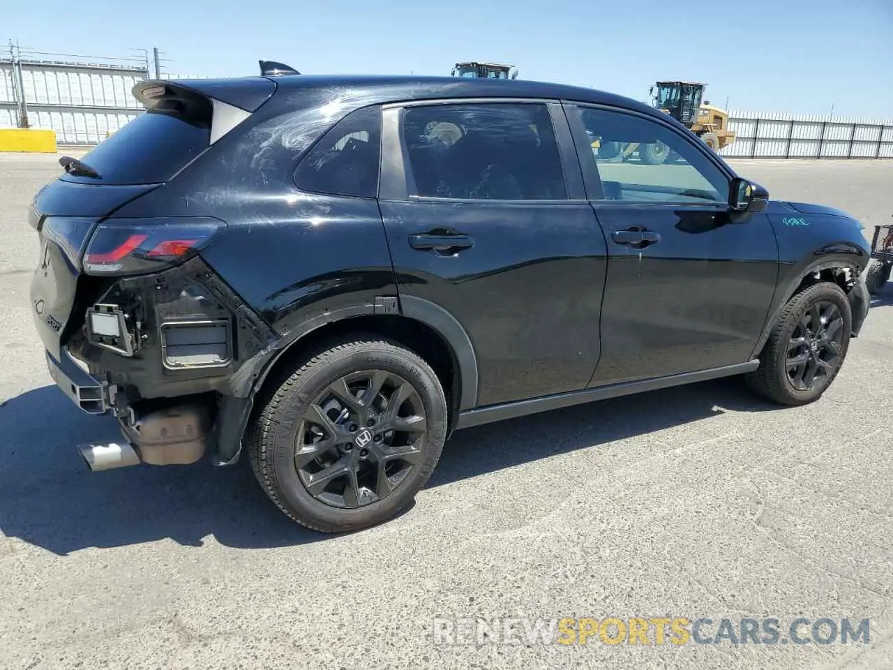 3 Photograph of a damaged car 3CZRZ1H5XPM733001 HONDA HR-V 2023