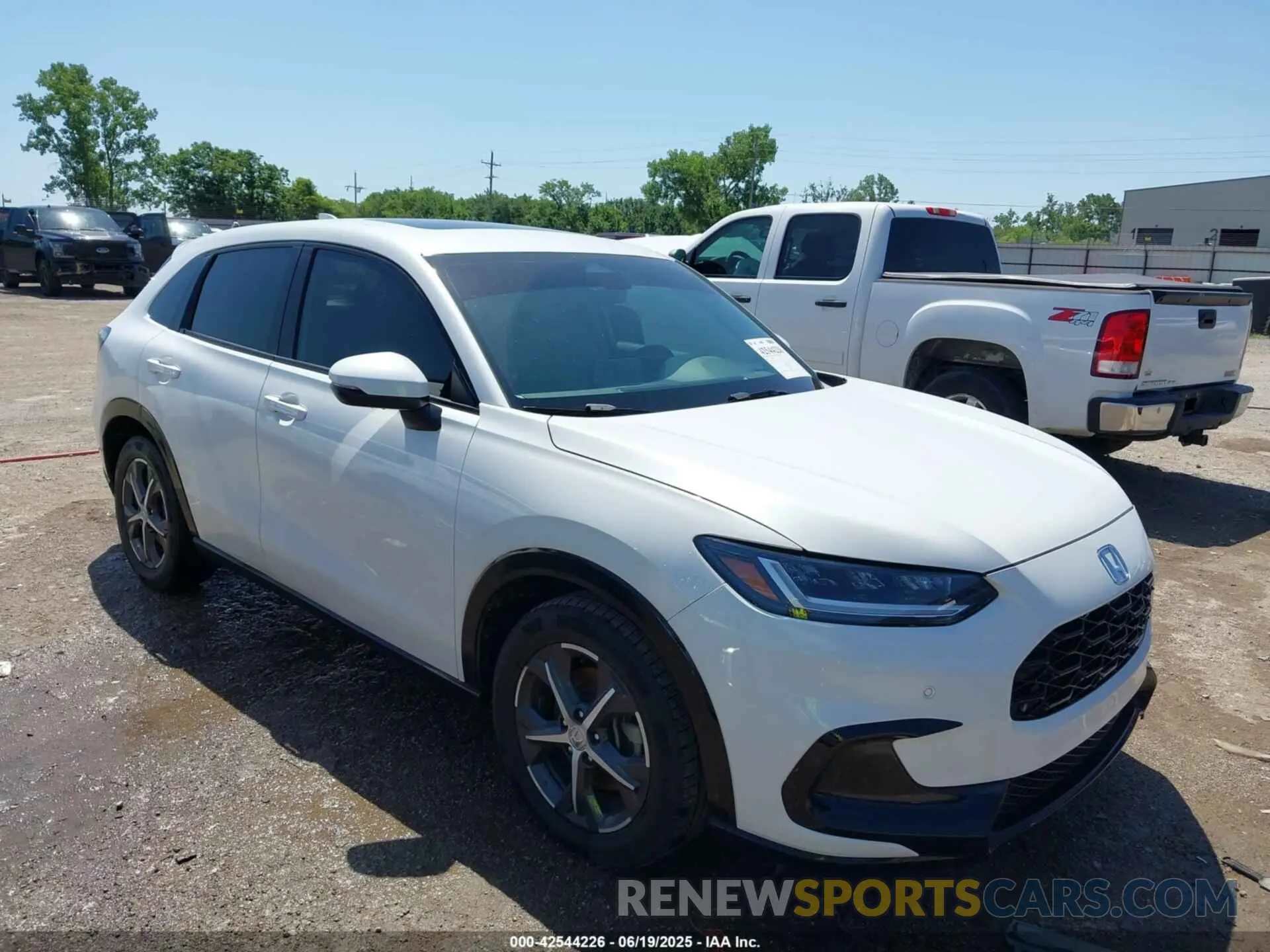 1 Photograph of a damaged car 3CZRZ1H70PM700722 HONDA HR-V 2023