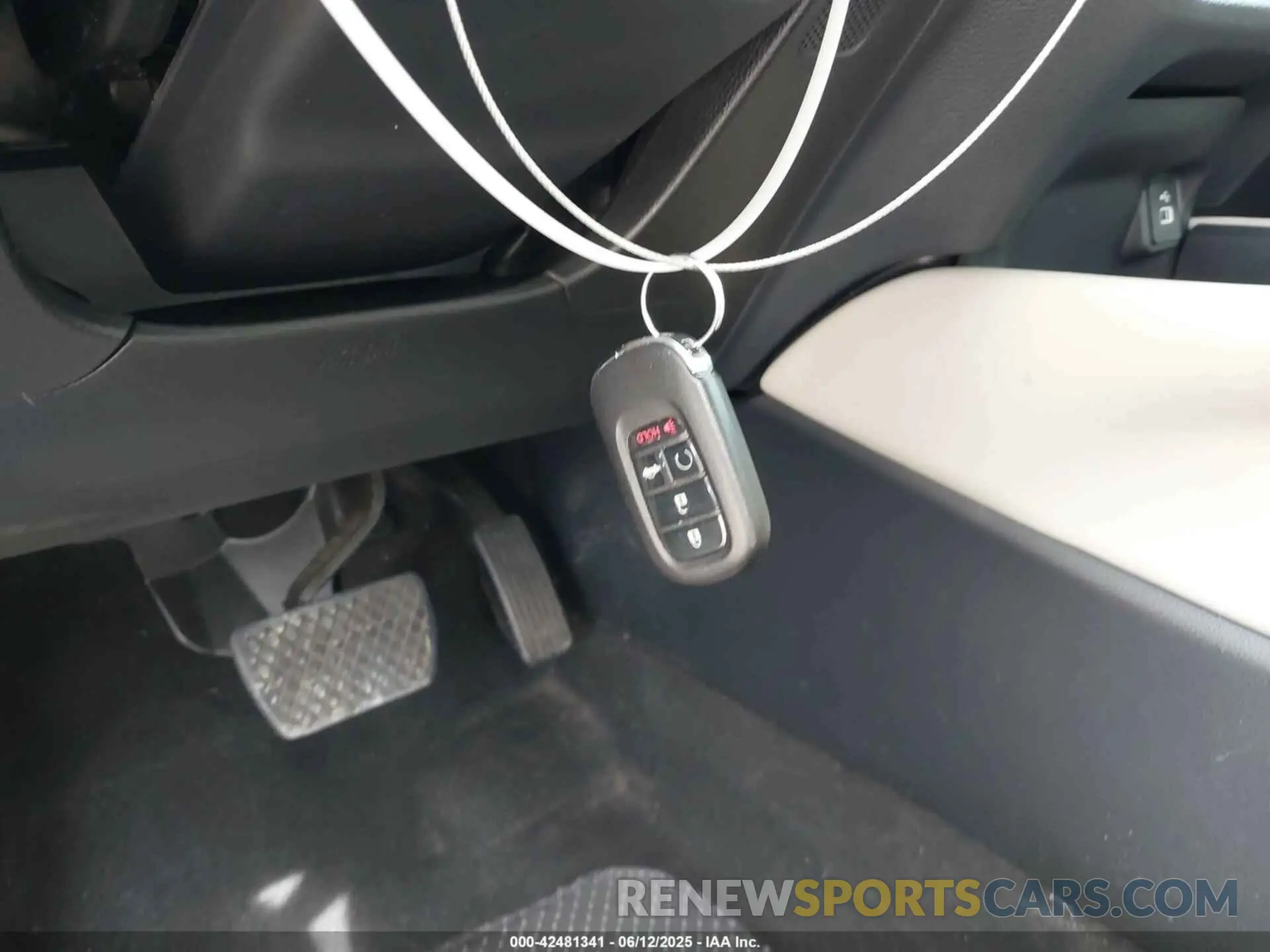 11 Photograph of a damaged car 3CZRZ1H70PM702907 HONDA HR-V 2023