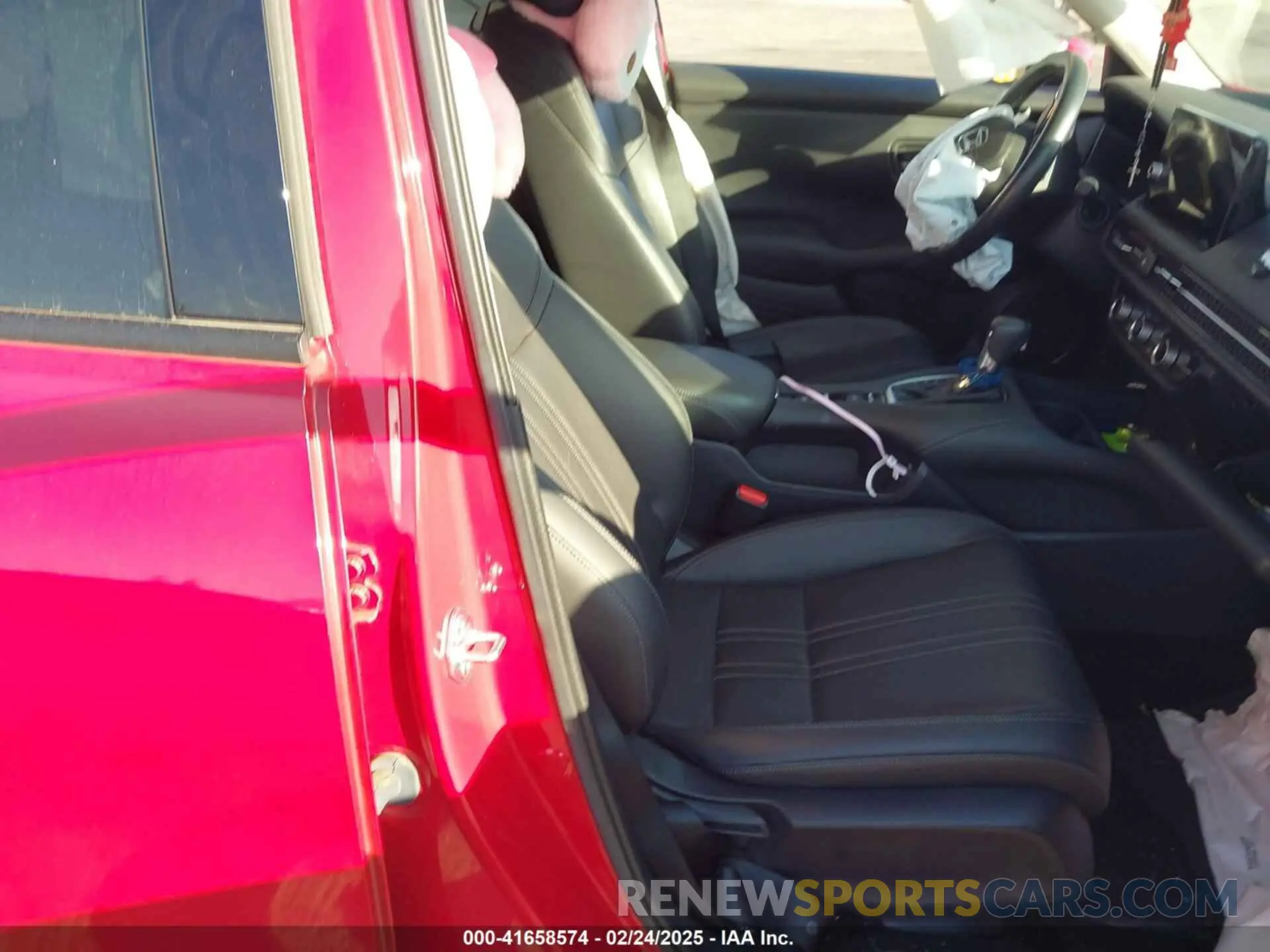 5 Photograph of a damaged car 3CZRZ1H70PM708383 HONDA HR-V 2023