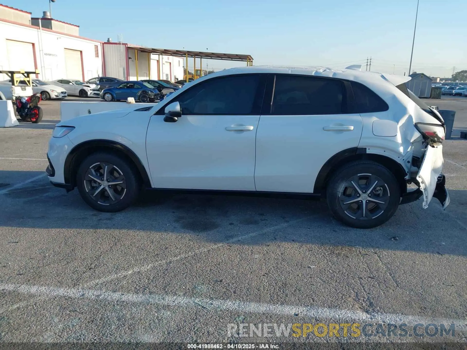13 Photograph of a damaged car 3CZRZ1H71PM706111 HONDA HR-V 2023