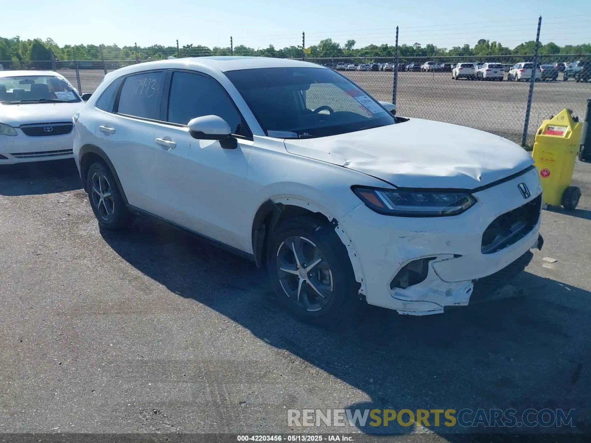 1 Photograph of a damaged car 3CZRZ1H71PM728061 HONDA HR-V 2023