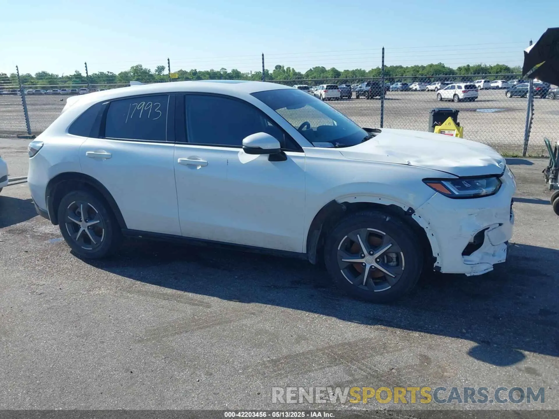 12 Photograph of a damaged car 3CZRZ1H71PM728061 HONDA HR-V 2023