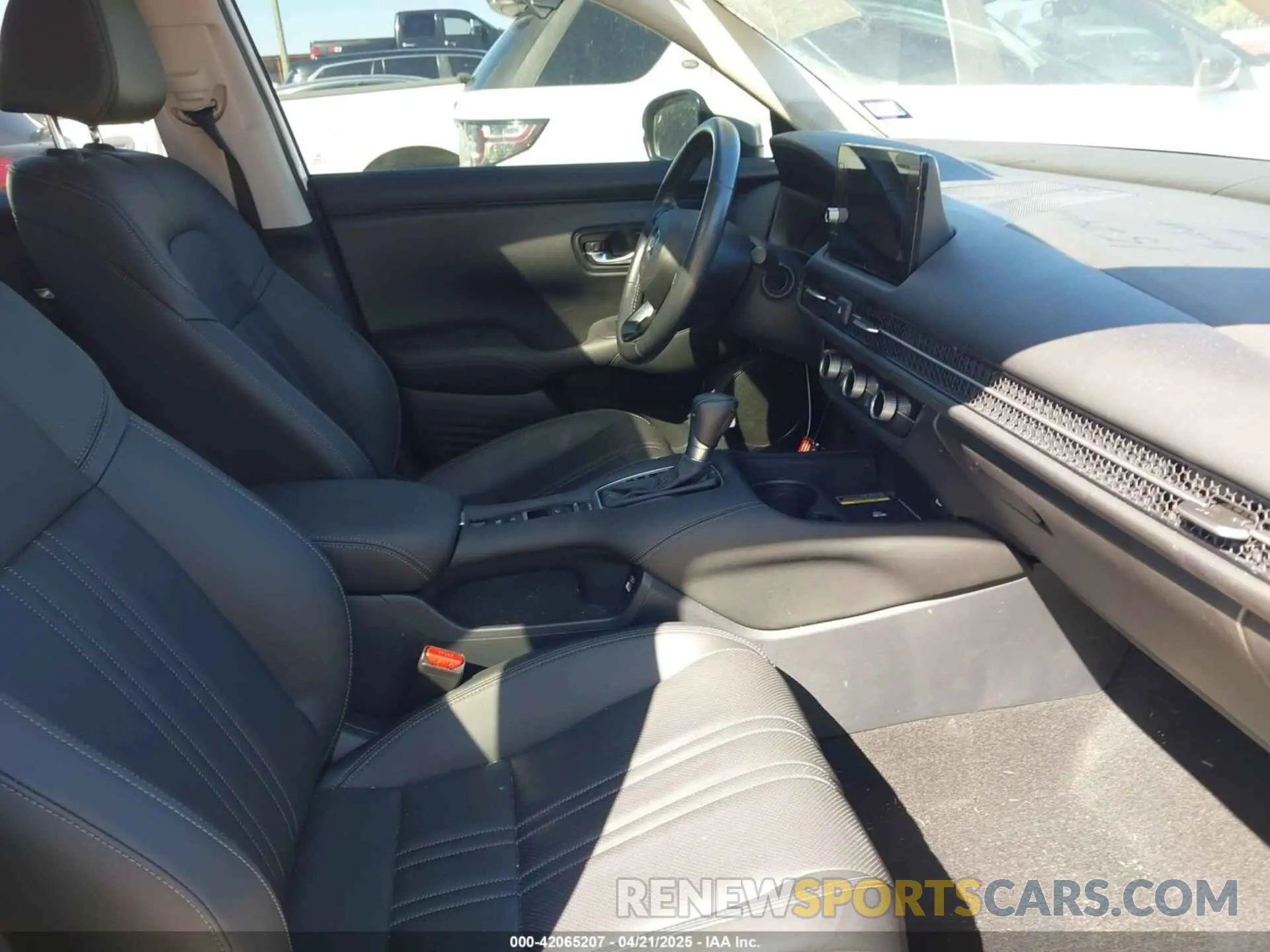 5 Photograph of a damaged car 3CZRZ1H72PM710748 HONDA HR-V 2023