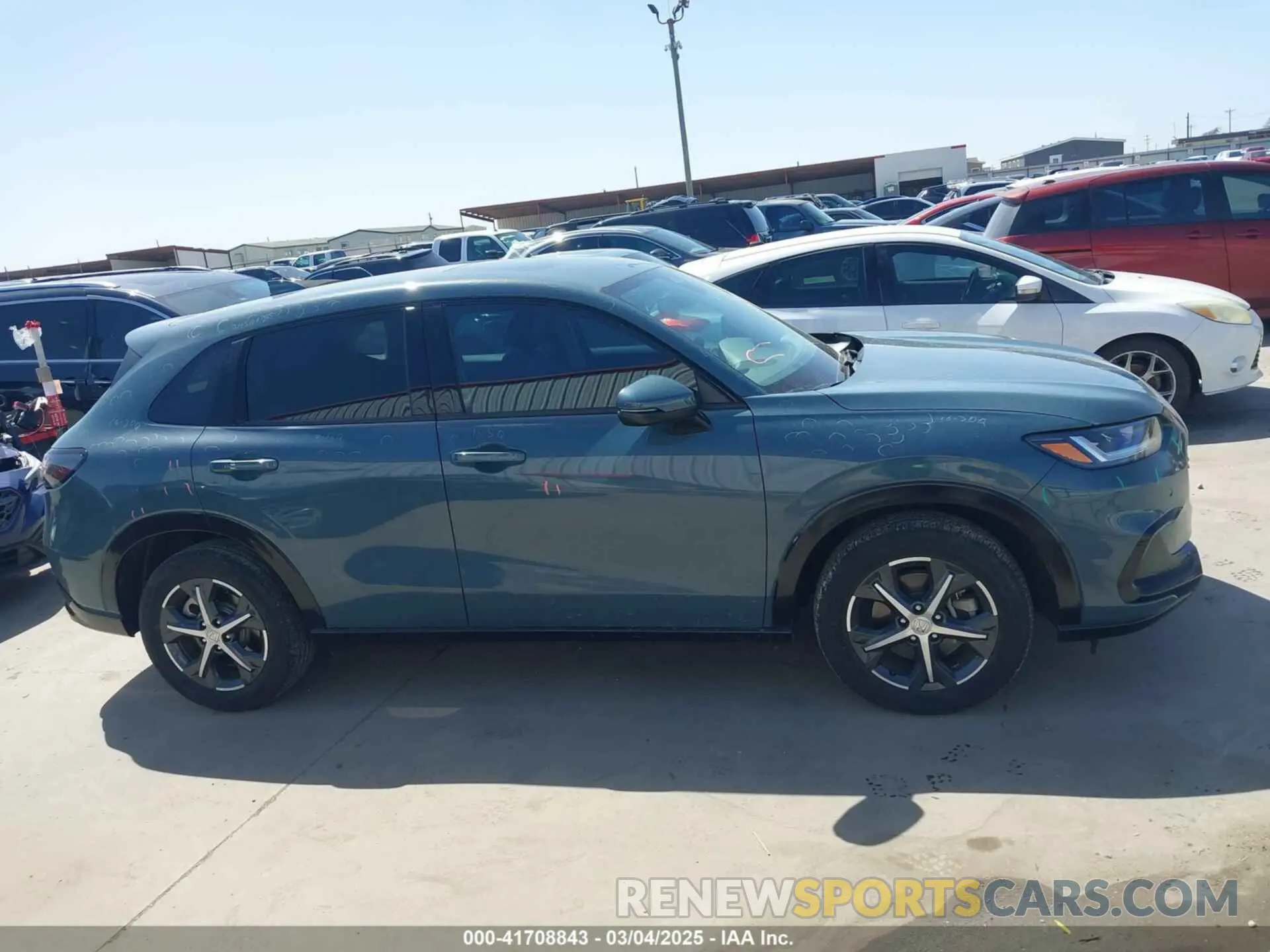 13 Photograph of a damaged car 3CZRZ1H73PM707227 HONDA HR-V 2023