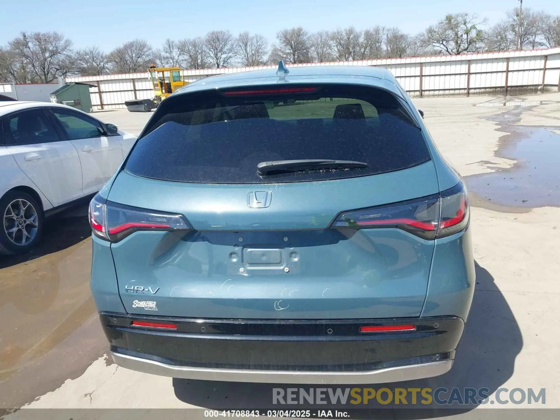 16 Photograph of a damaged car 3CZRZ1H73PM707227 HONDA HR-V 2023