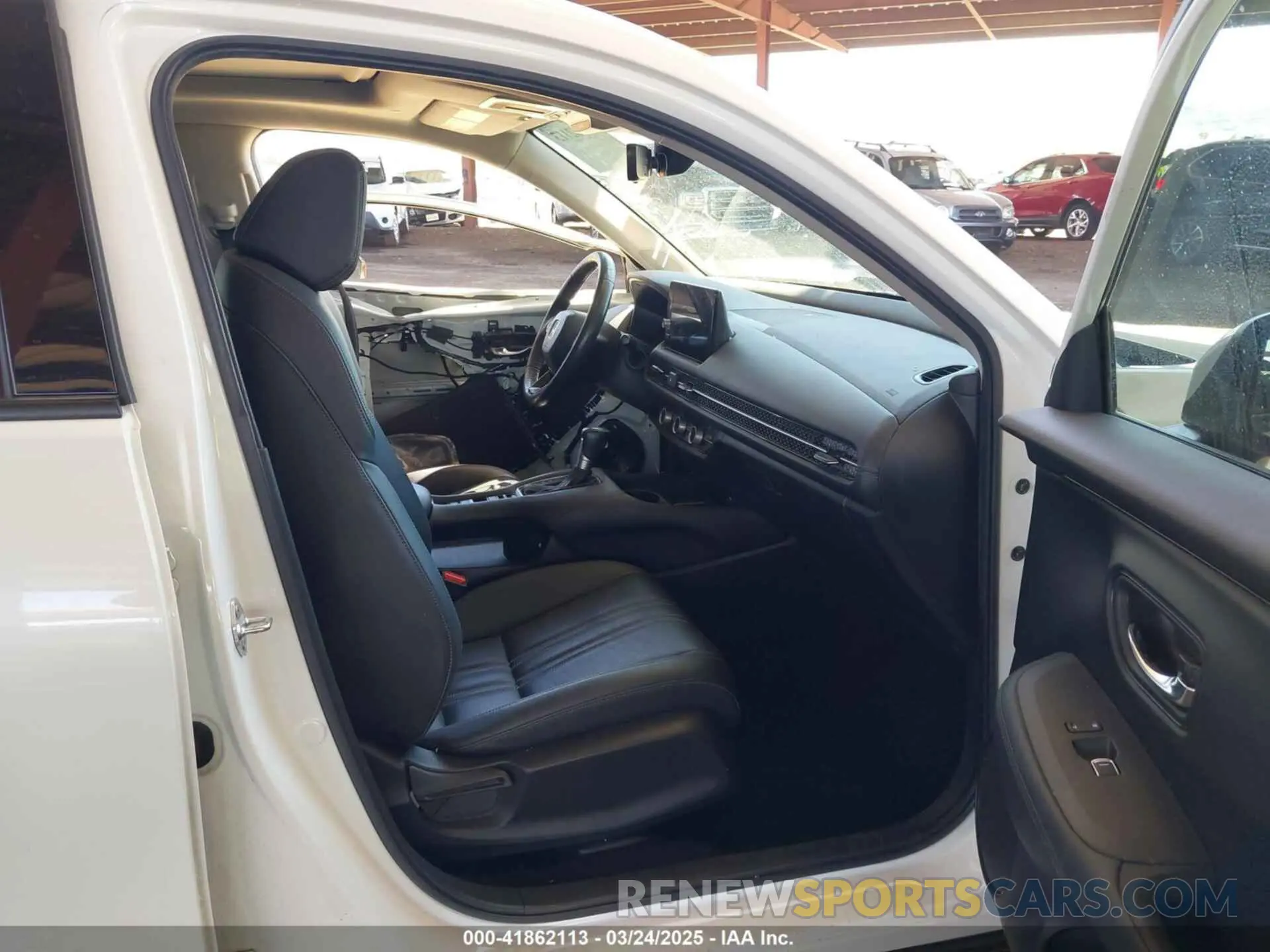 5 Photograph of a damaged car 3CZRZ1H73PM733021 HONDA HR-V 2023