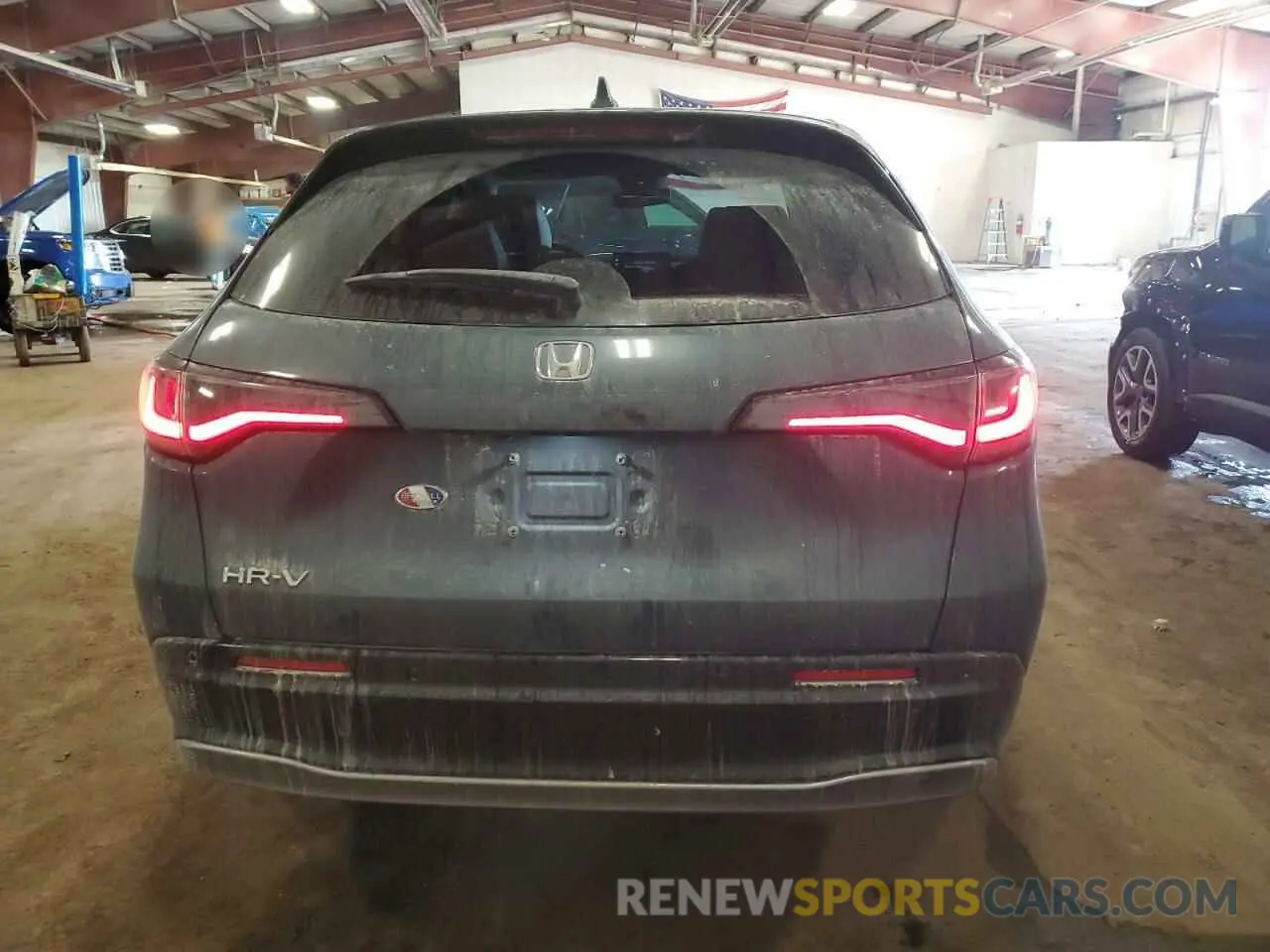 6 Photograph of a damaged car 3CZRZ1H77PM709370 HONDA HR-V 2023