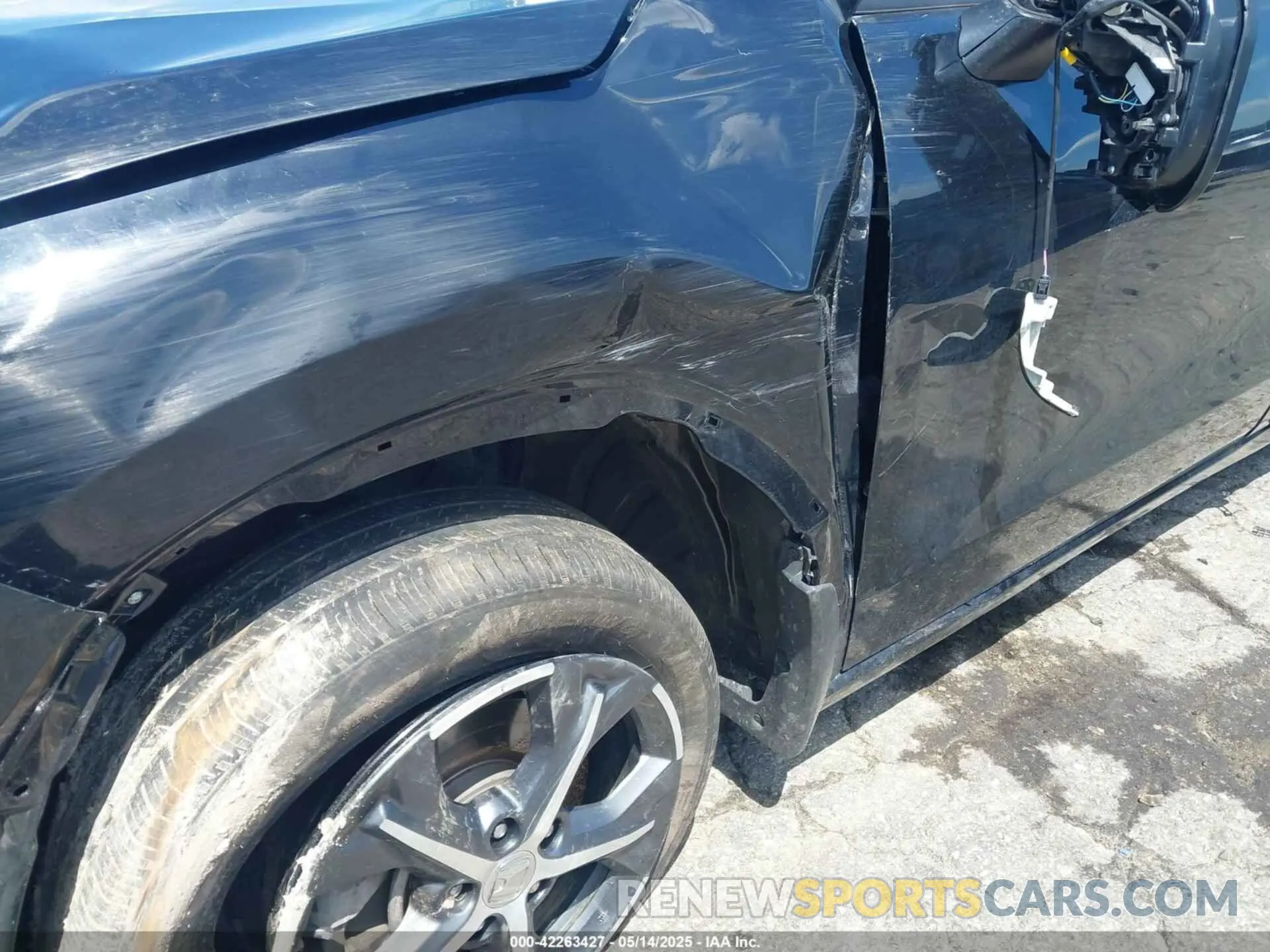 17 Photograph of a damaged car 3CZRZ1H77PM735273 HONDA HR-V 2023