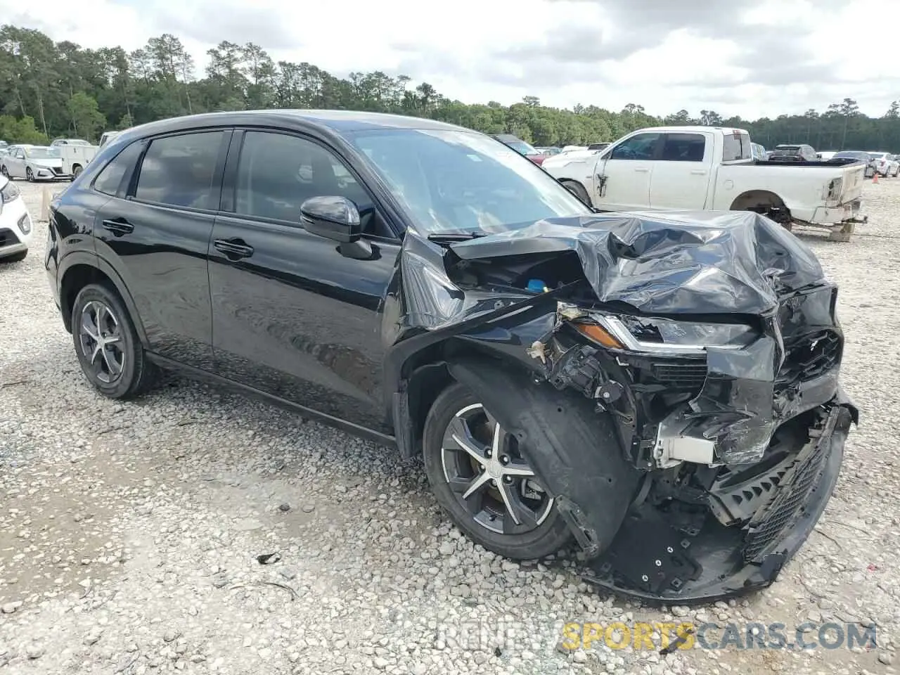4 Photograph of a damaged car 3CZRZ1H78PM705943 HONDA HR-V 2023