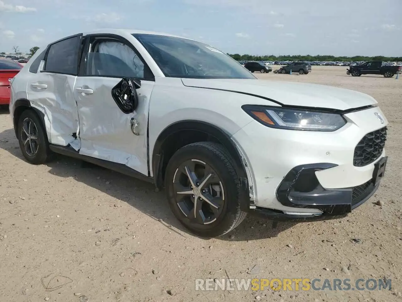 4 Photograph of a damaged car 3CZRZ1H79PM734626 HONDA HR-V 2023