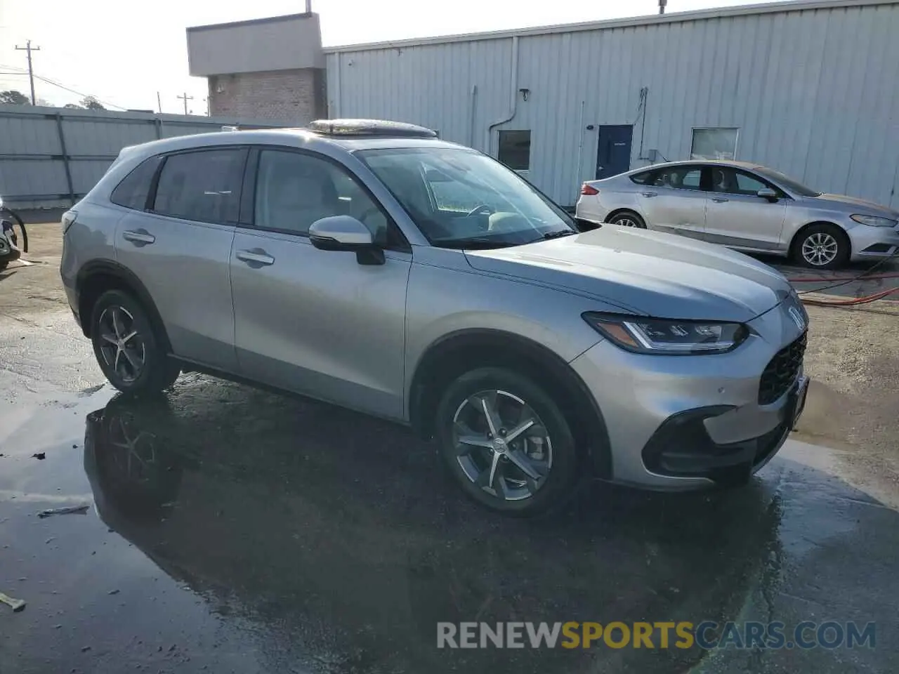 4 Photograph of a damaged car 3CZRZ1H7XPM708505 HONDA HR-V 2023