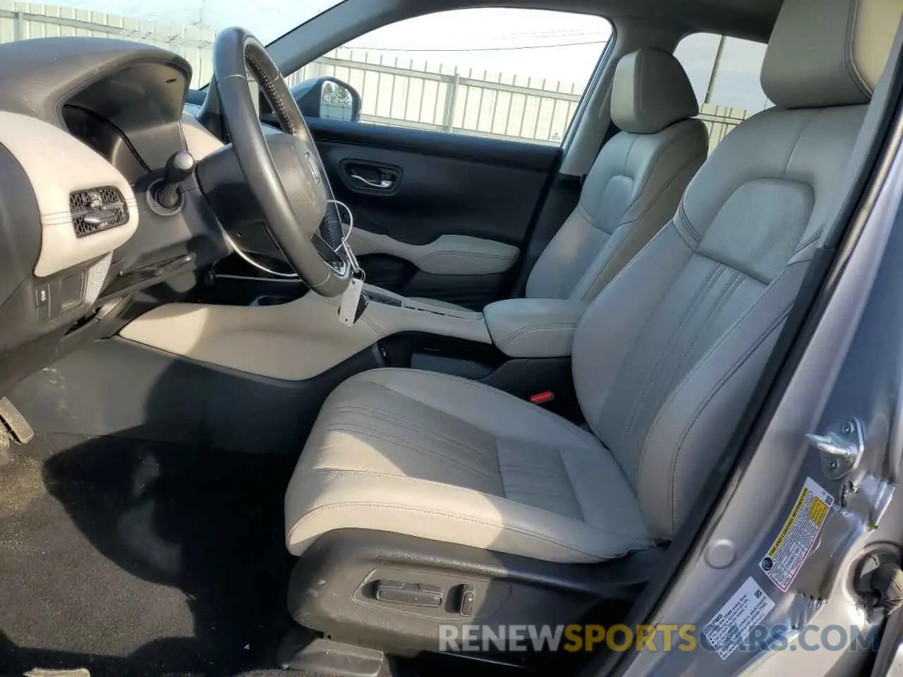 7 Photograph of a damaged car 3CZRZ1H7XPM708505 HONDA HR-V 2023