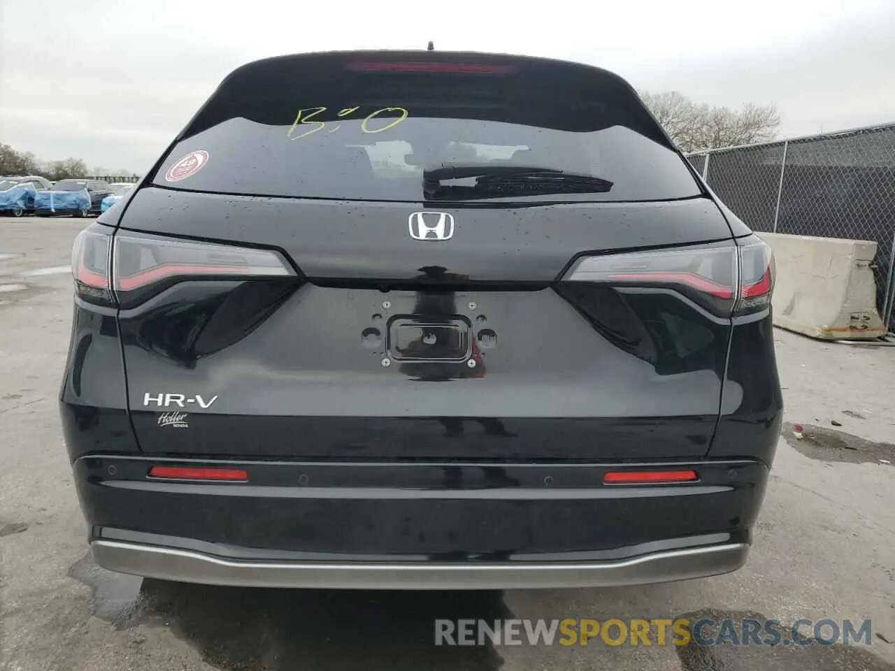 6 Photograph of a damaged car 3CZRZ1H7XPM731623 HONDA HR-V 2023