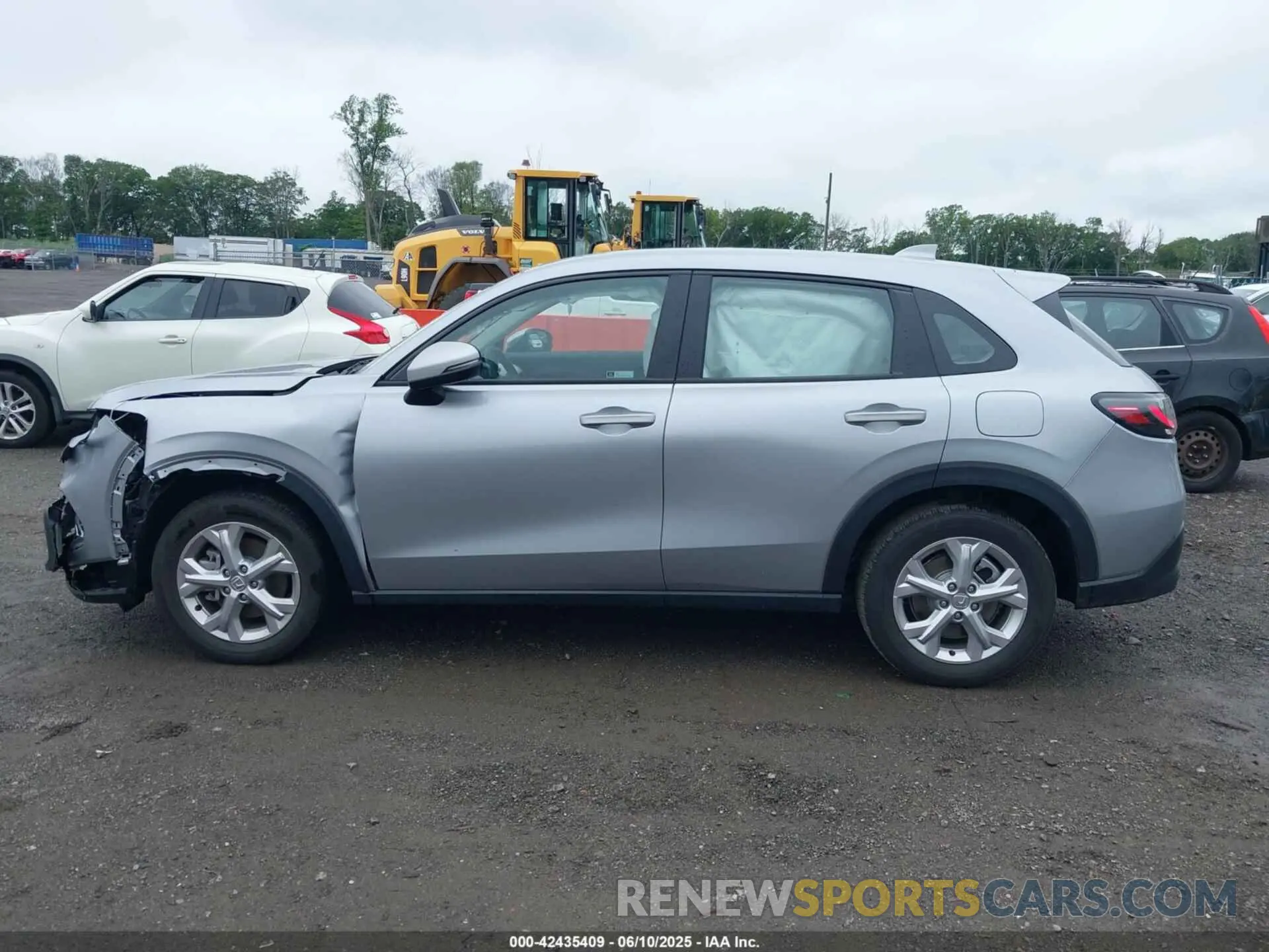15 Photograph of a damaged car 3CZRZ2H30PM734999 HONDA HR-V 2023