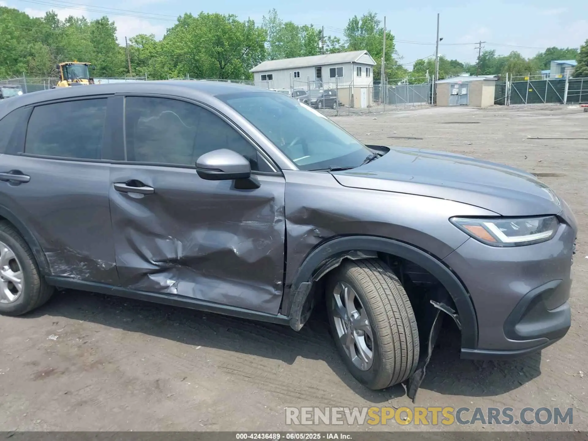 6 Photograph of a damaged car 3CZRZ2H31PM727611 HONDA HR-V 2023