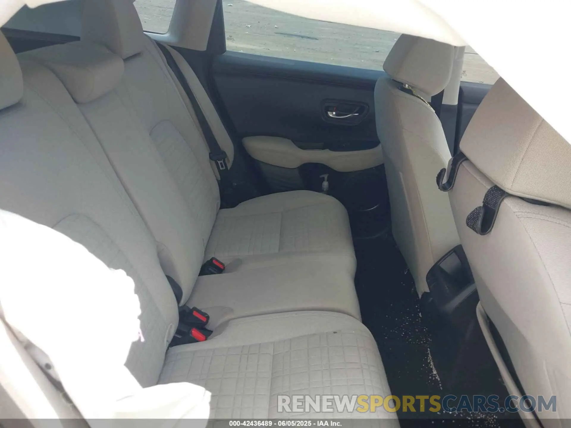 8 Photograph of a damaged car 3CZRZ2H31PM727611 HONDA HR-V 2023