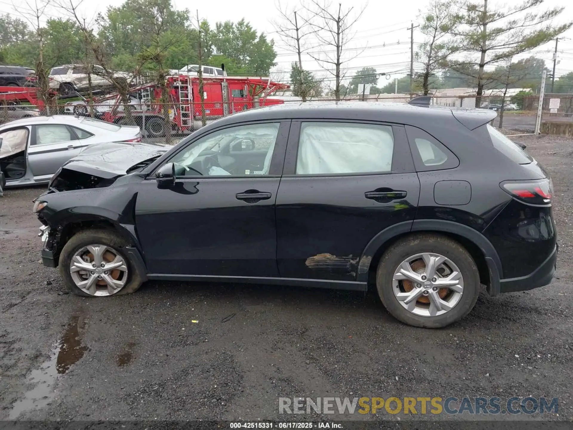 15 Photograph of a damaged car 3CZRZ2H31PM740388 HONDA HR-V 2023