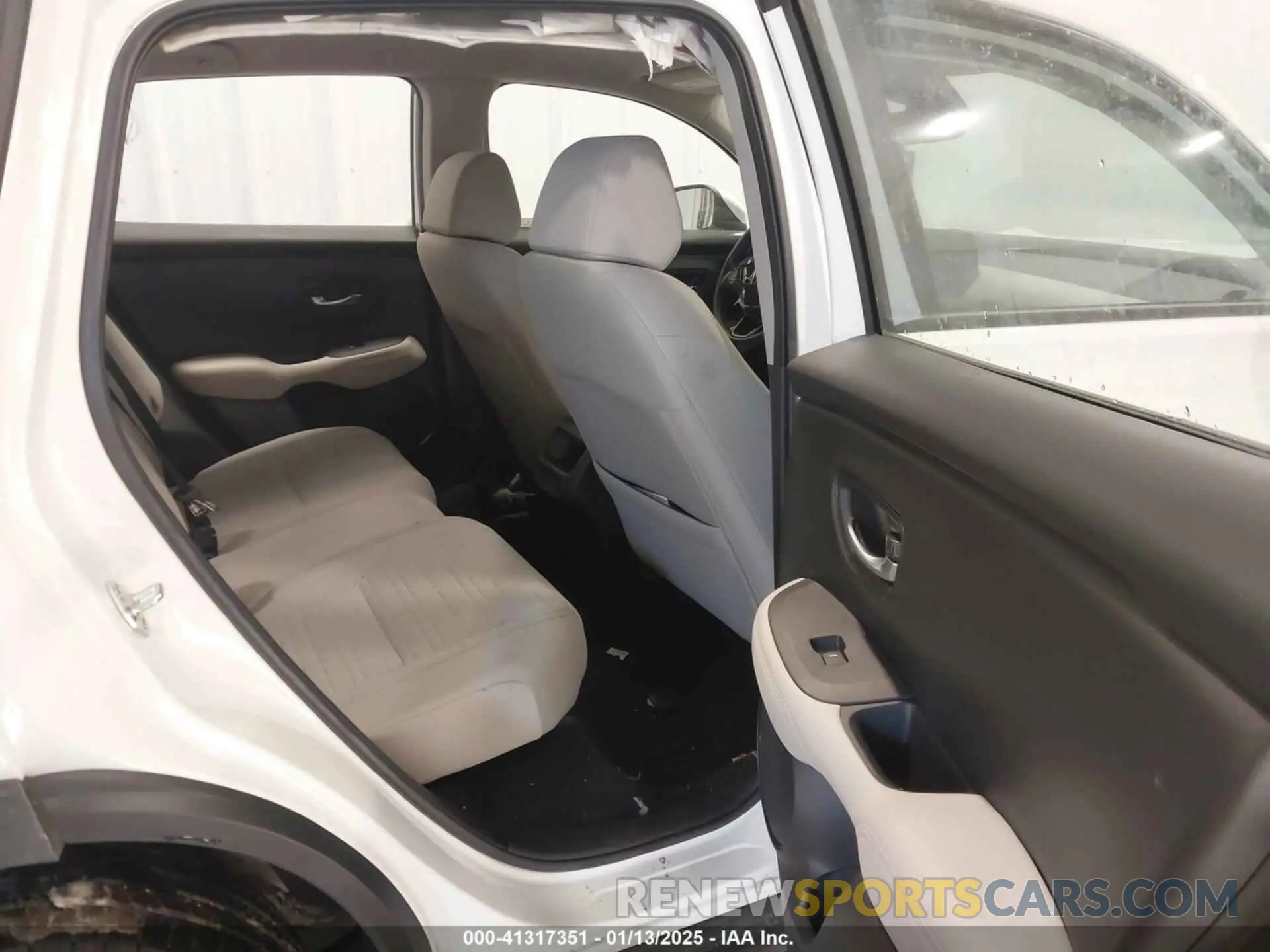 8 Photograph of a damaged car 3CZRZ2H31PM741766 HONDA HR-V 2023