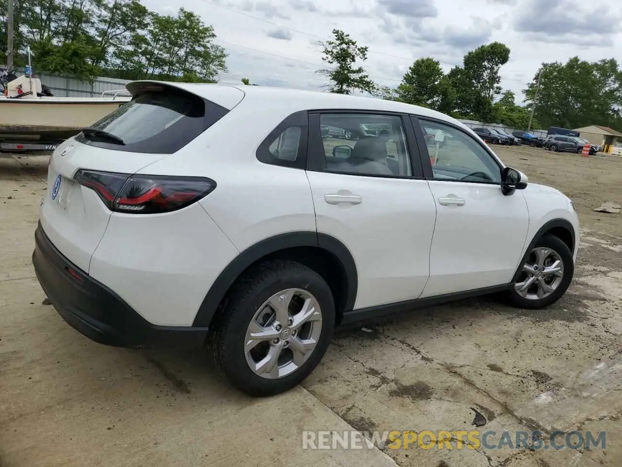 3 Photograph of a damaged car 3CZRZ2H33PM708851 HONDA HR-V 2023