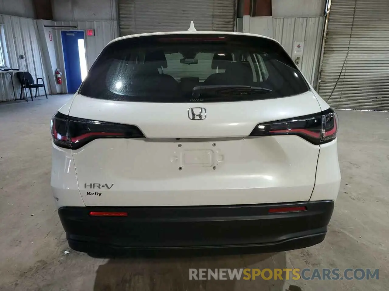 6 Photograph of a damaged car 3CZRZ2H34PM748484 HONDA HR-V 2023