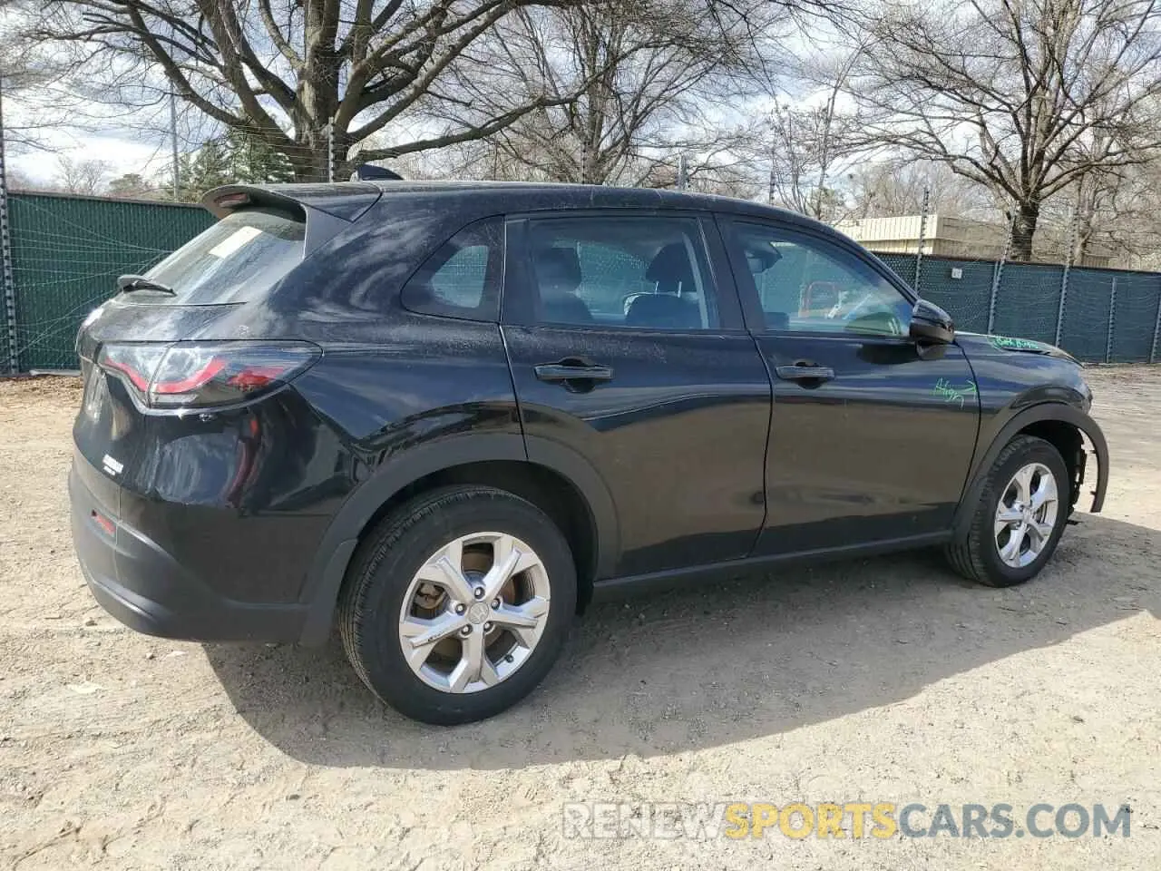 3 Photograph of a damaged car 3CZRZ2H35PM739440 HONDA HR-V 2023