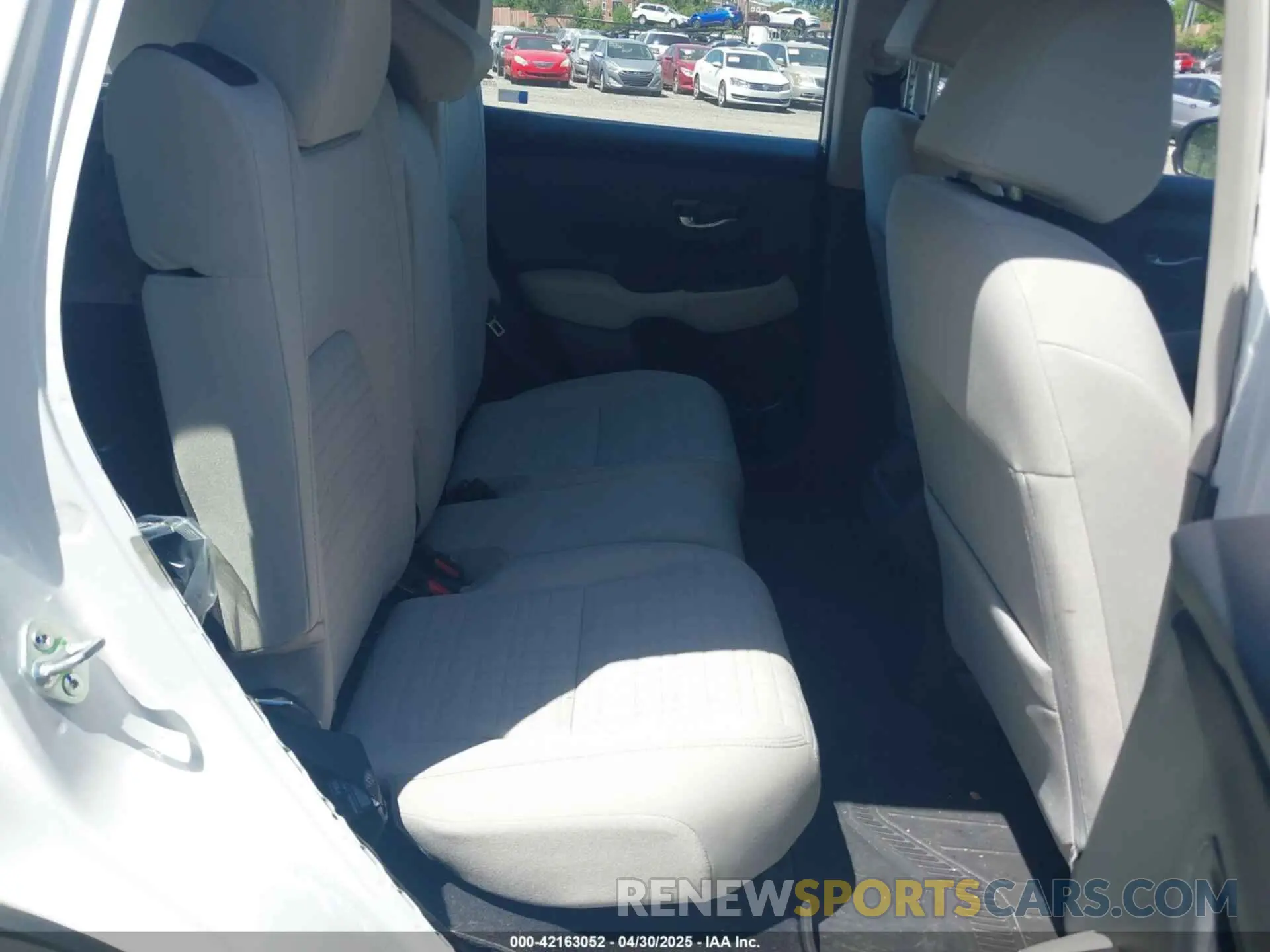 8 Photograph of a damaged car 3CZRZ2H36PM706995 HONDA HR-V 2023