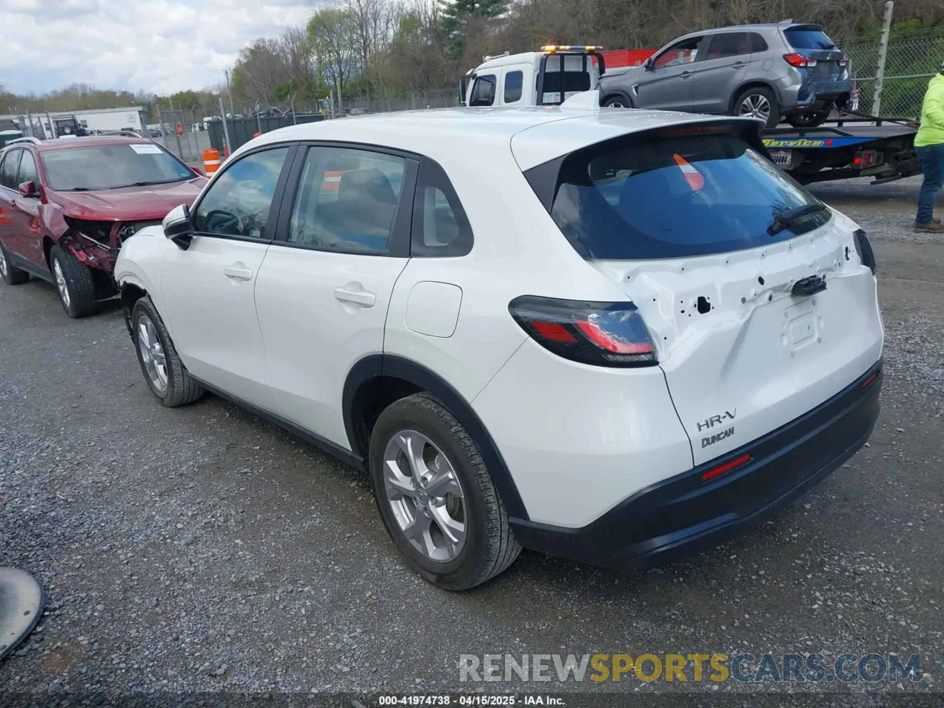 3 Photograph of a damaged car 3CZRZ2H36PM721089 HONDA HR-V 2023
