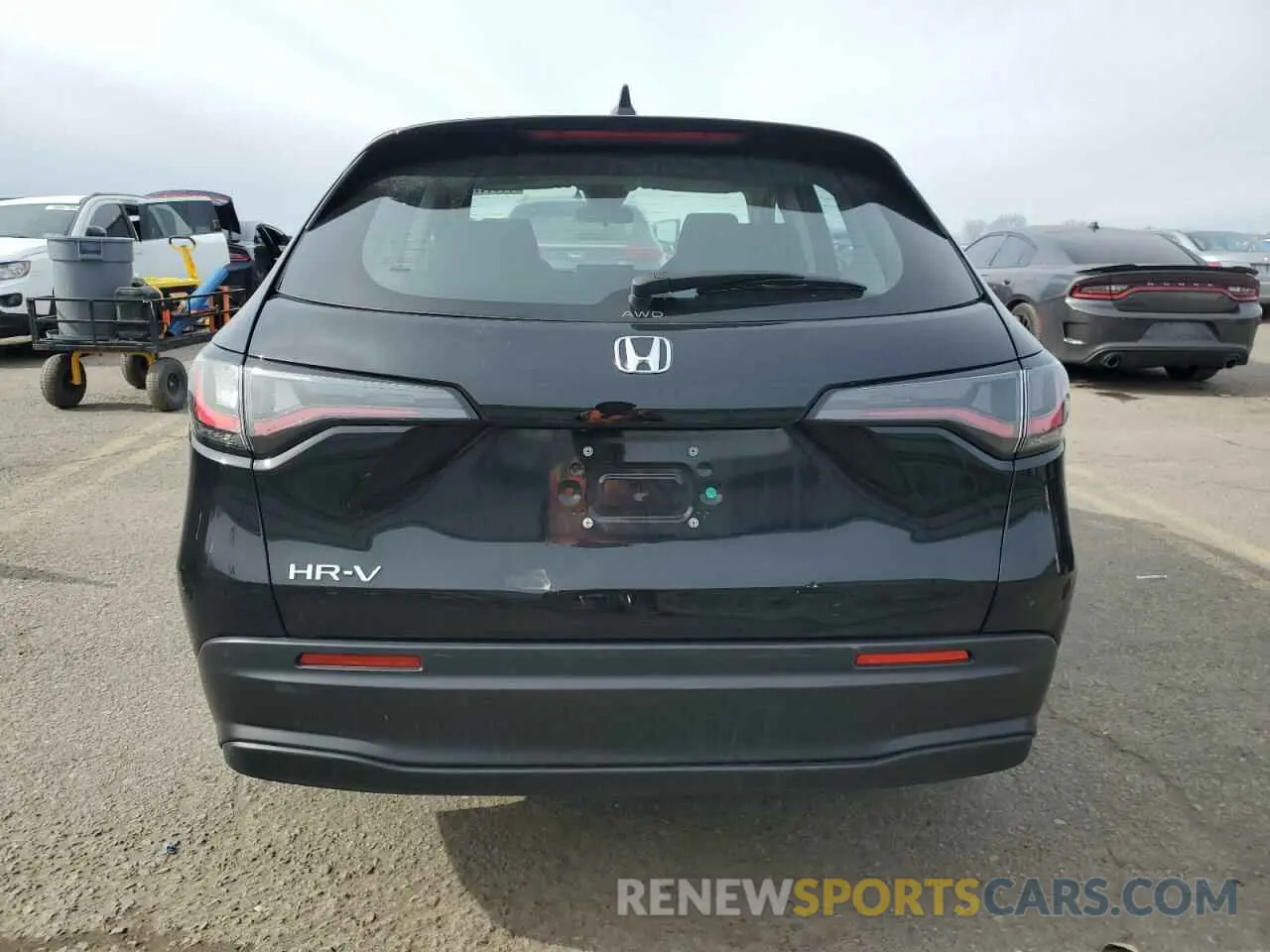 6 Photograph of a damaged car 3CZRZ2H36PM740290 HONDA HR-V 2023