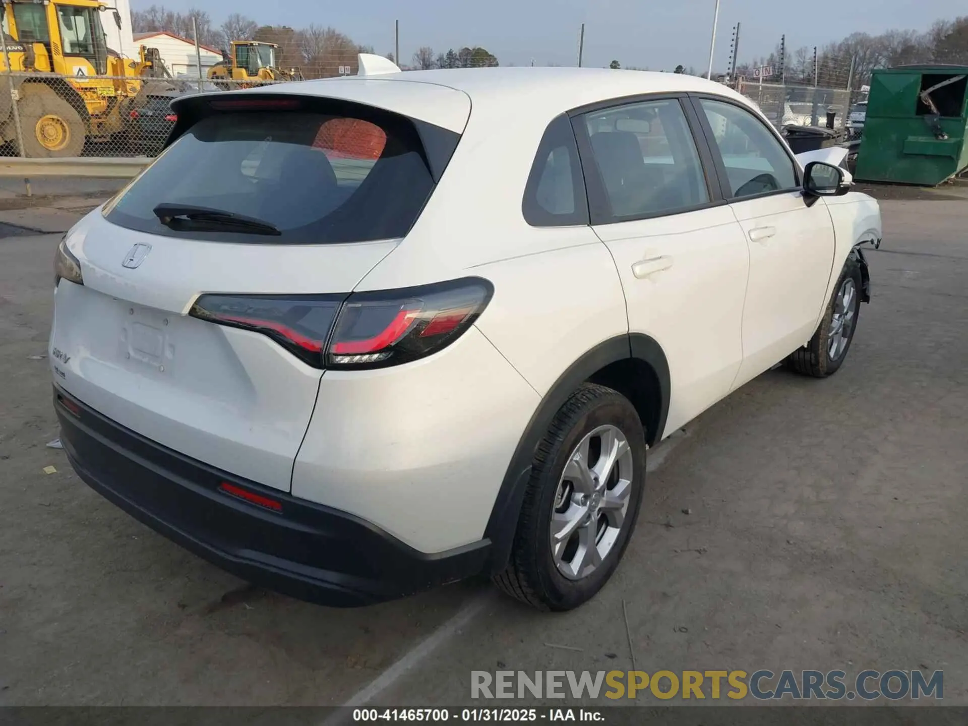 4 Photograph of a damaged car 3CZRZ2H36PM742038 HONDA HR-V 2023