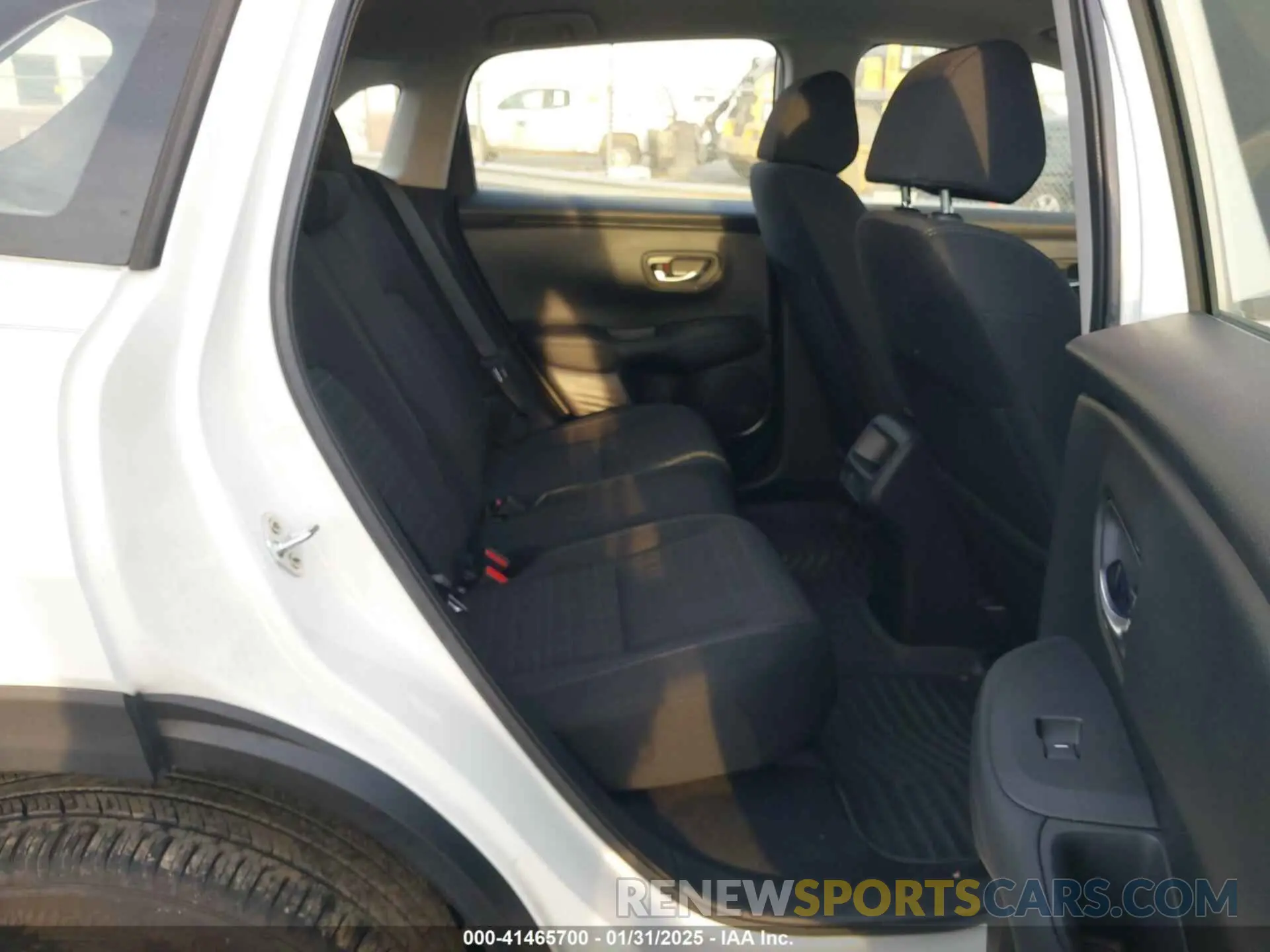 8 Photograph of a damaged car 3CZRZ2H36PM742038 HONDA HR-V 2023