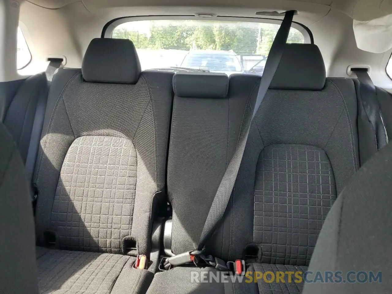 10 Photograph of a damaged car 3CZRZ2H36PM748180 HONDA HR-V 2023