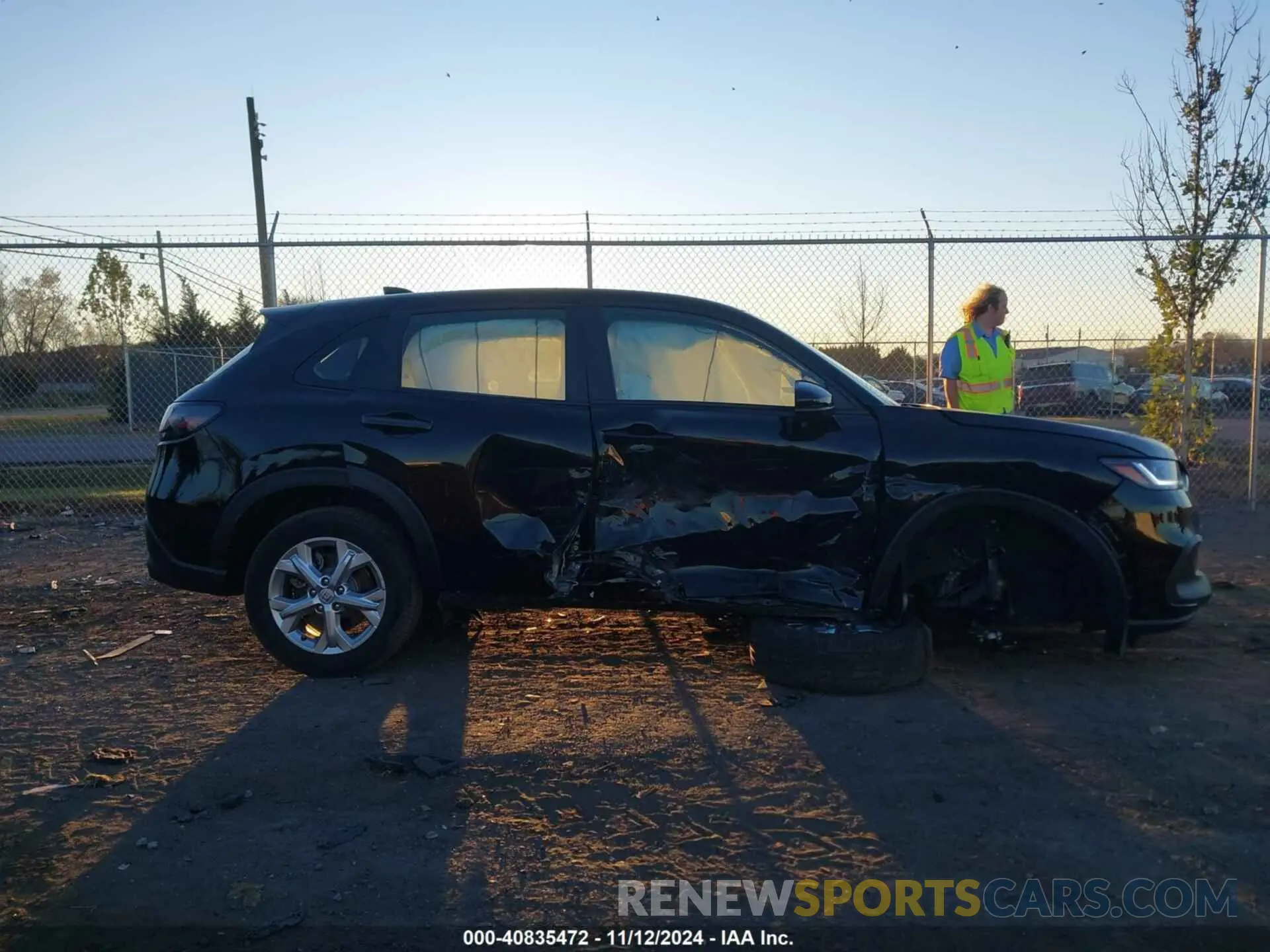 13 Photograph of a damaged car 3CZRZ2H37PM744655 HONDA HR-V 2023