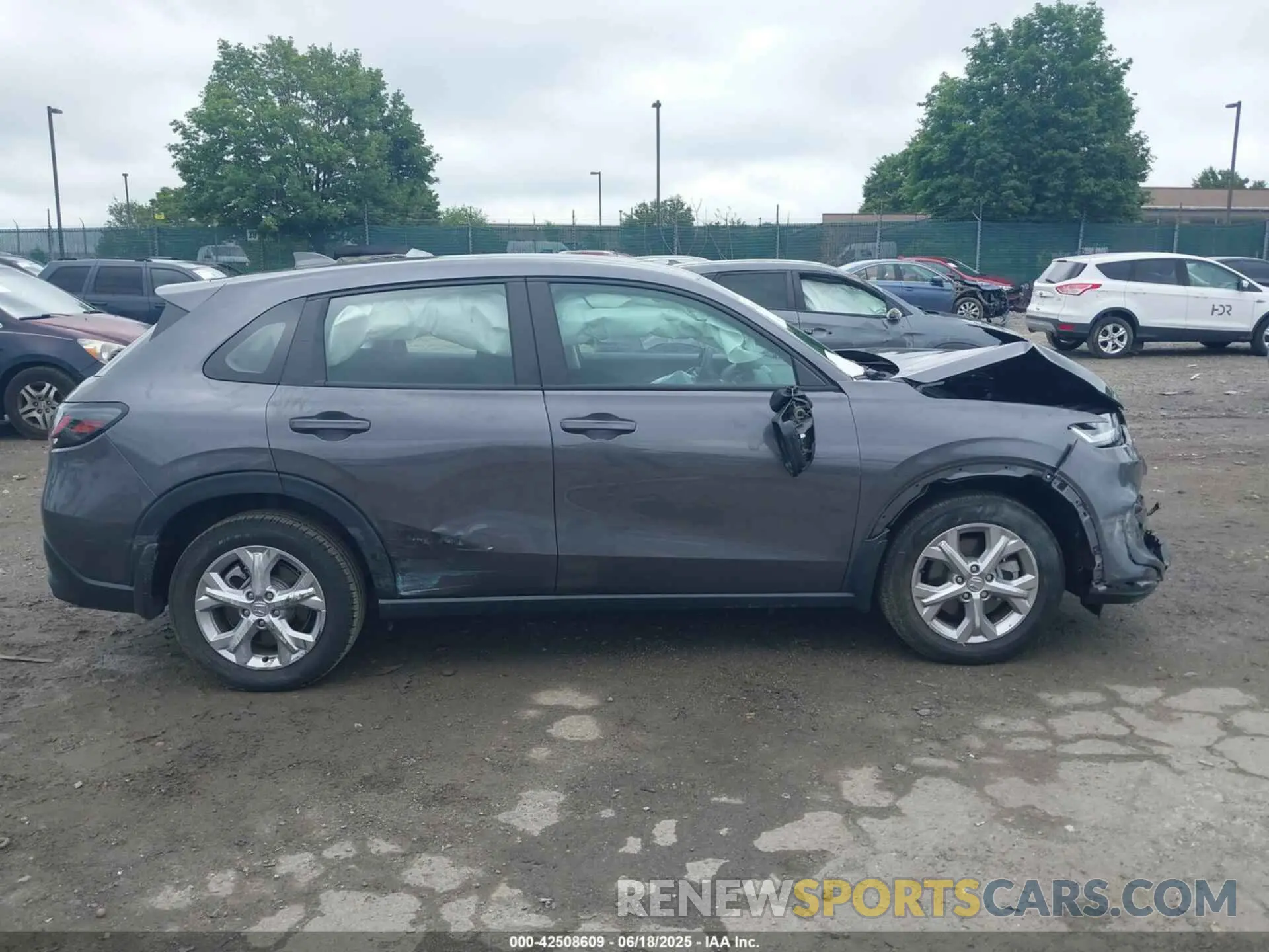 12 Photograph of a damaged car 3CZRZ2H37PM745529 HONDA HR-V 2023