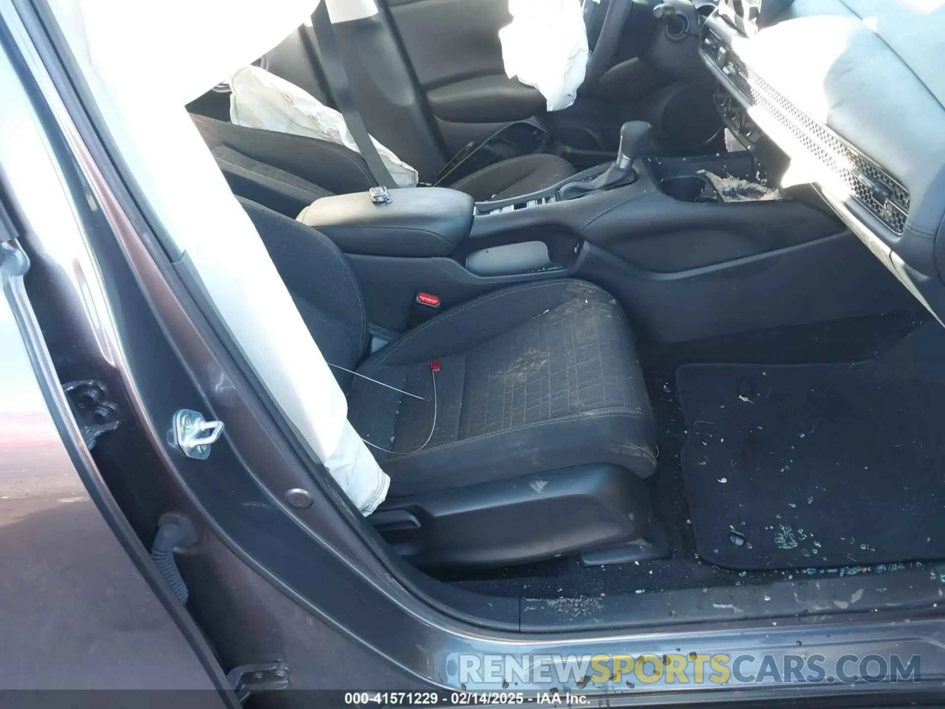 5 Photograph of a damaged car 3CZRZ2H38PM709865 HONDA HR-V 2023